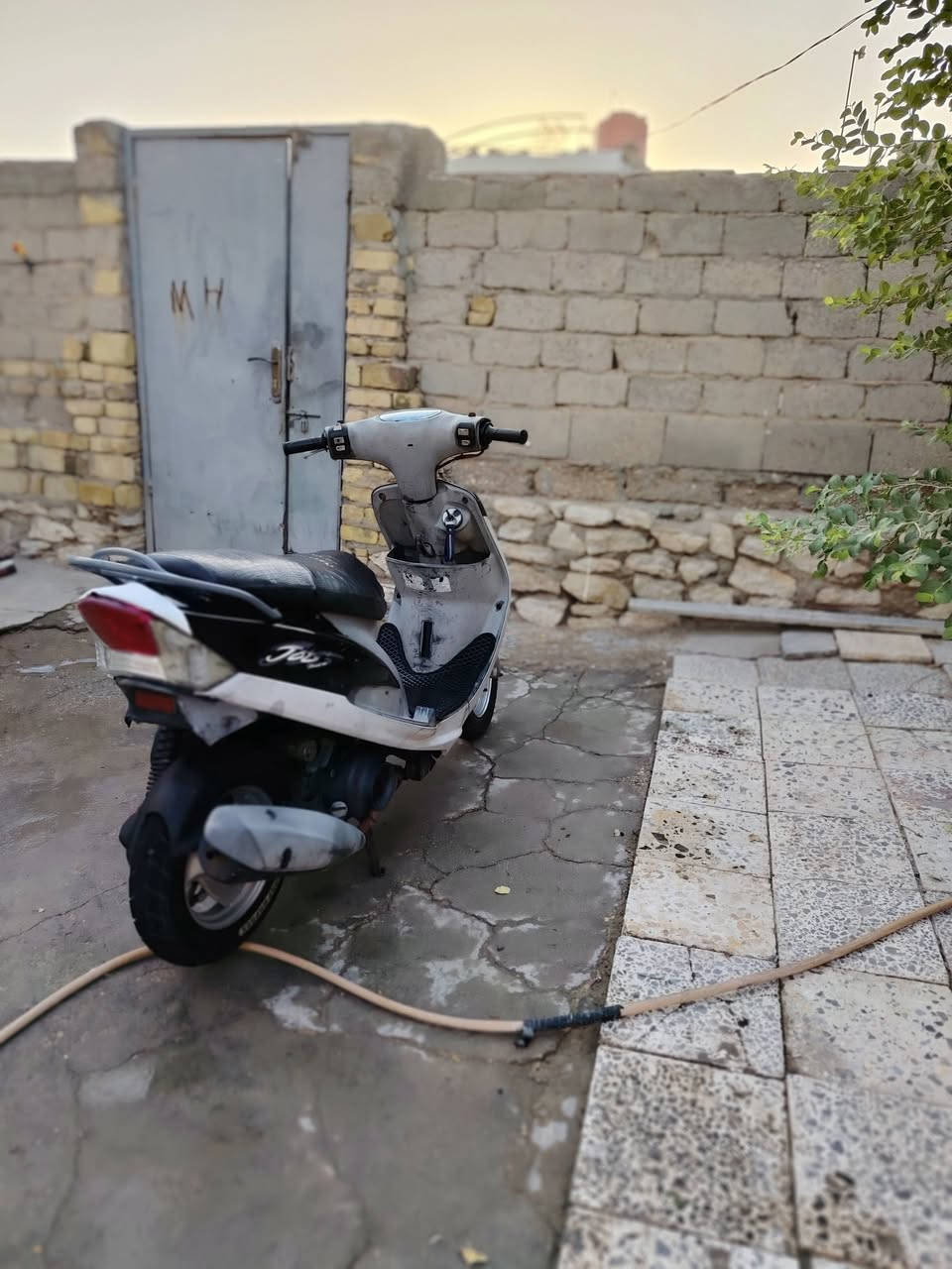 ماكس لبيع دراجه فول نضافه حاوي قبل 10 نازله من رمبه برغي ما فتوح بيهه نكرت سلف سعر 950$وبيهه مجال بصيط ***********
