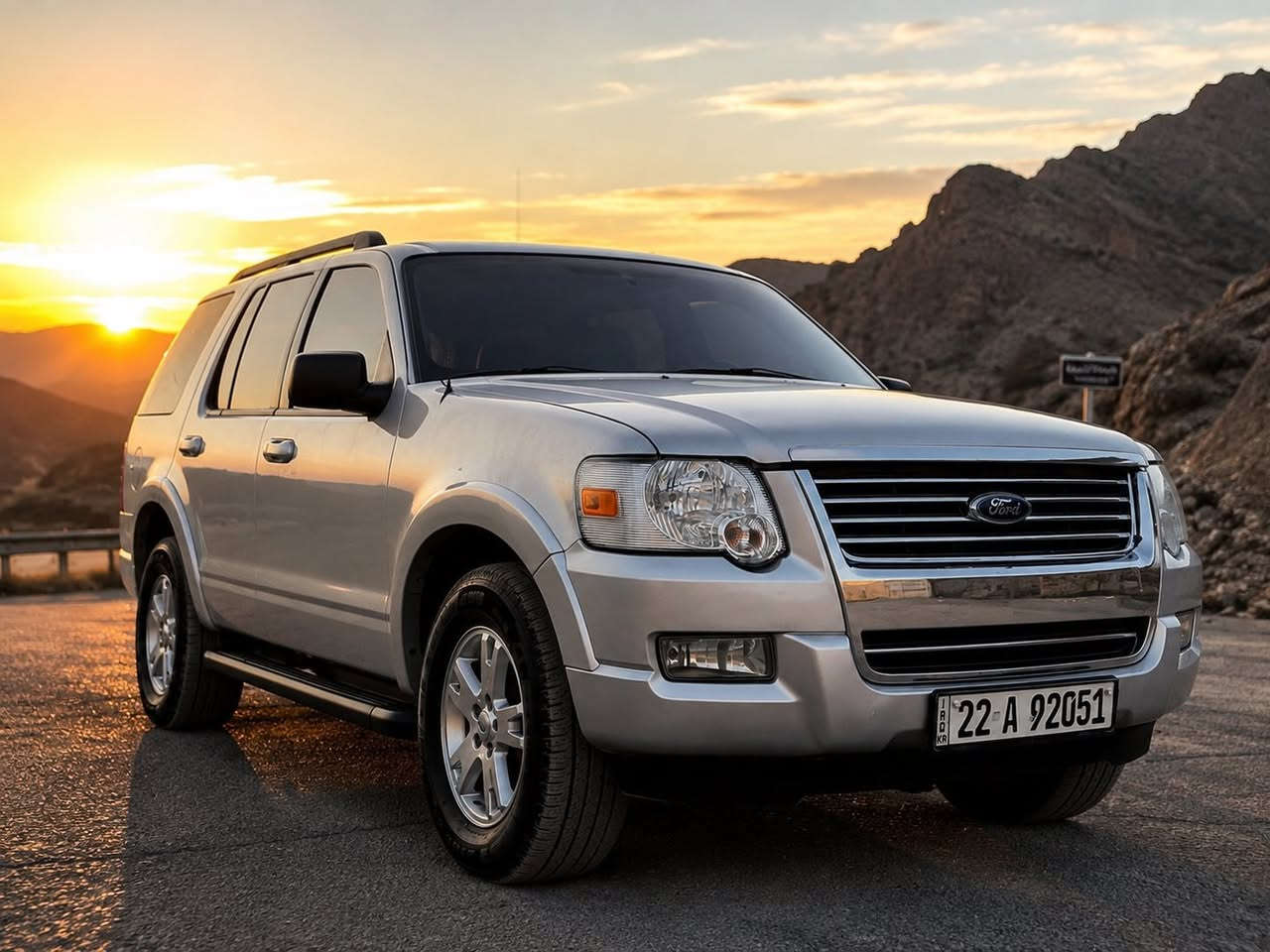 للبيع 🔥
فورد إكسبلورر موديل 2010 وارد خليجي، محرك V6 سعة 4.0 لتر (4000 CC) ودفع رباعي 4×4، سيارة عائلية واسعة وعملية.

🔹 المواصفات والتفاصيل:

• 🚙 الموديل: Ford Explorer 2010
• 🔧 المحرك: 4.0 V6 – 4000 CC
• ⚡ القوة: 210 حصان تقريباً
• ⚙️ ناقل الحركة: أوتوماتيك 5 سرعات
• 🛞 نظام الدفع: 4×4
• 👨‍👩‍👧‍👦 عدد المقاعد: 7 مقاعد
• 📍 المسافة المقطوعة: 320,000 كم
• ⛽ مزودة بـ منظومة غاز كاملة
• 🛢️ سعة خزان الغاز: 80 لتر
• 🪪 اللوحات: مسجلة في أربيل – رقم أربيل
• 🎨 البنيد والجاملغ جهة السائق مصبوغات حديثاً

📍 موقع السيارة الحالي:
بابل / الحلة / الجمعية

📞 للاستفسار والتواصل:
***********
