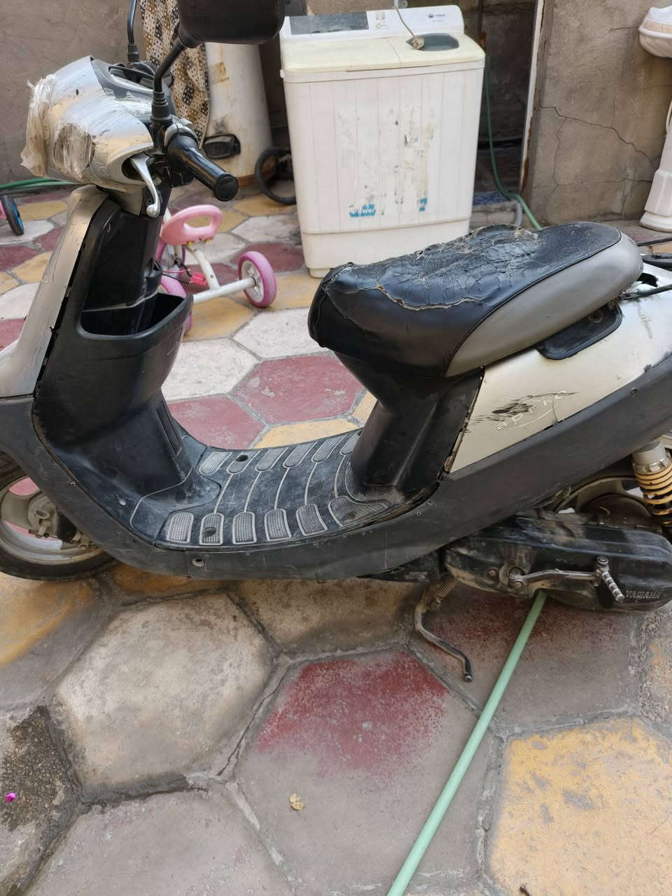 دراجة ذبانه نضيفة ناعمة بيها خلل تكطع مرات تجفيت جديد ونضيفة السعر
175 وبيها مجال بسيط

المكان كربلاء الحر

***********
