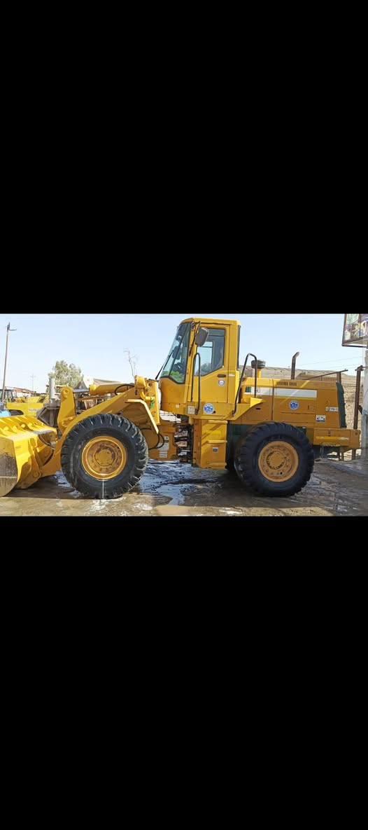 السلام عليكم شفل للبيع كاوسكي موديل 2009/حجم 70
رقم ***********
