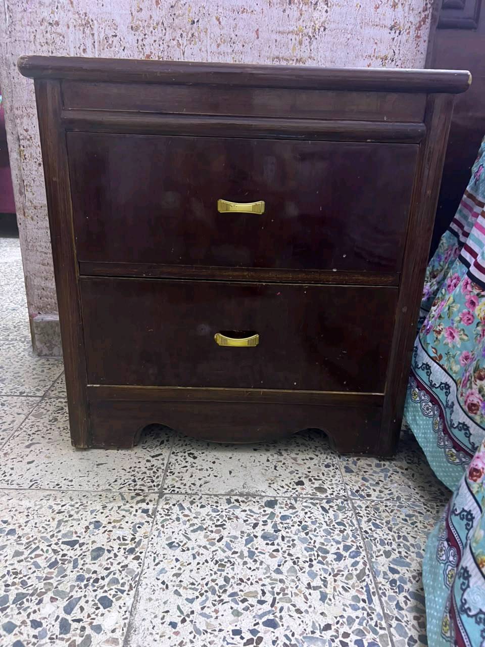 غرفه جميله وكبيره لشخصين ذات مواصفات كامله والسعر التنافسي والمنخفض غرفه صاج عراقي