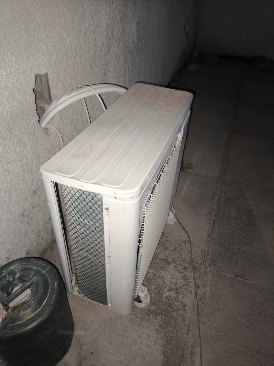 سبلت كارير • ٢طن • سنة ونص