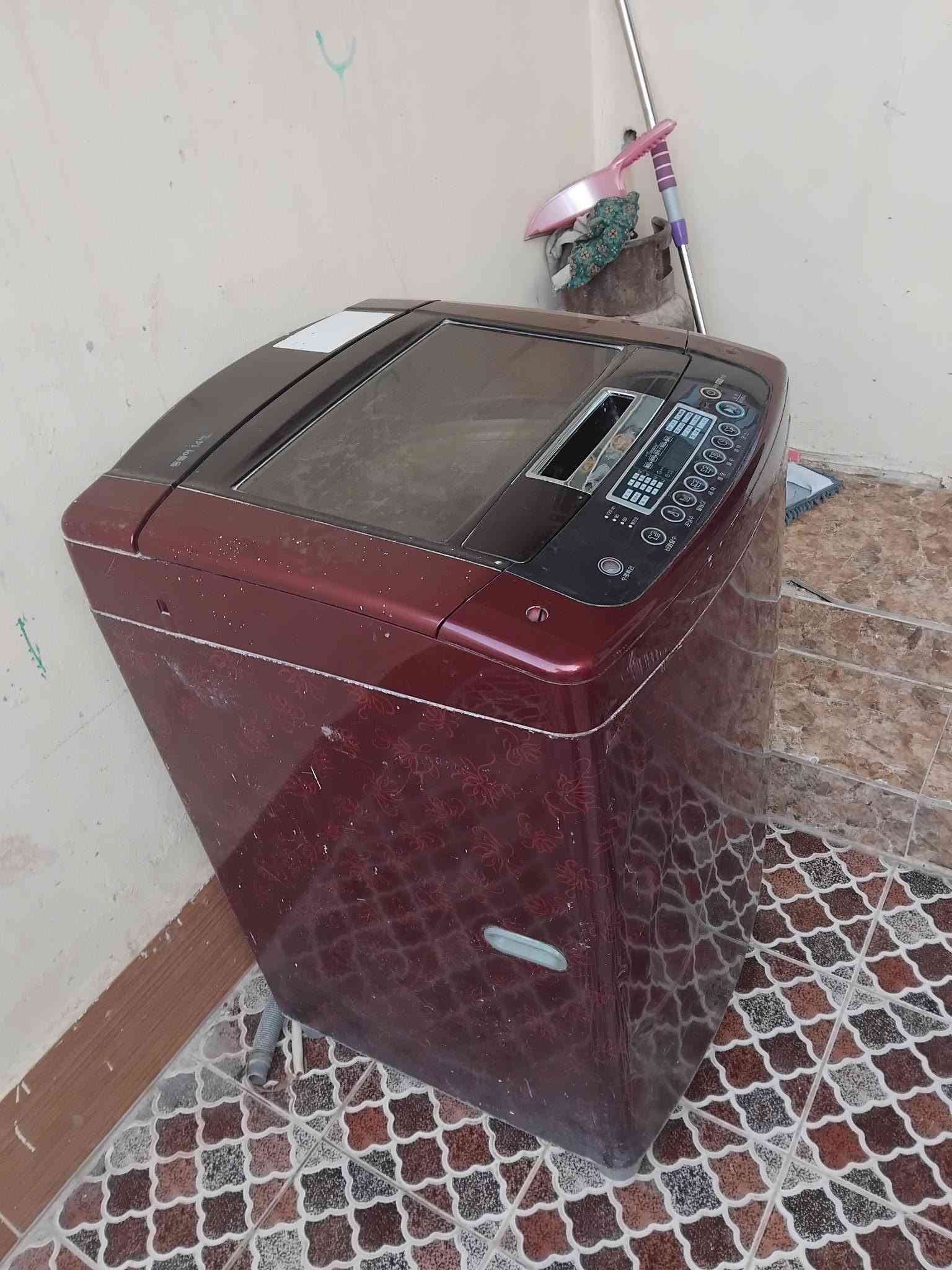 غساله وتماتيك للبيع كمله ***********.  سعر 125
