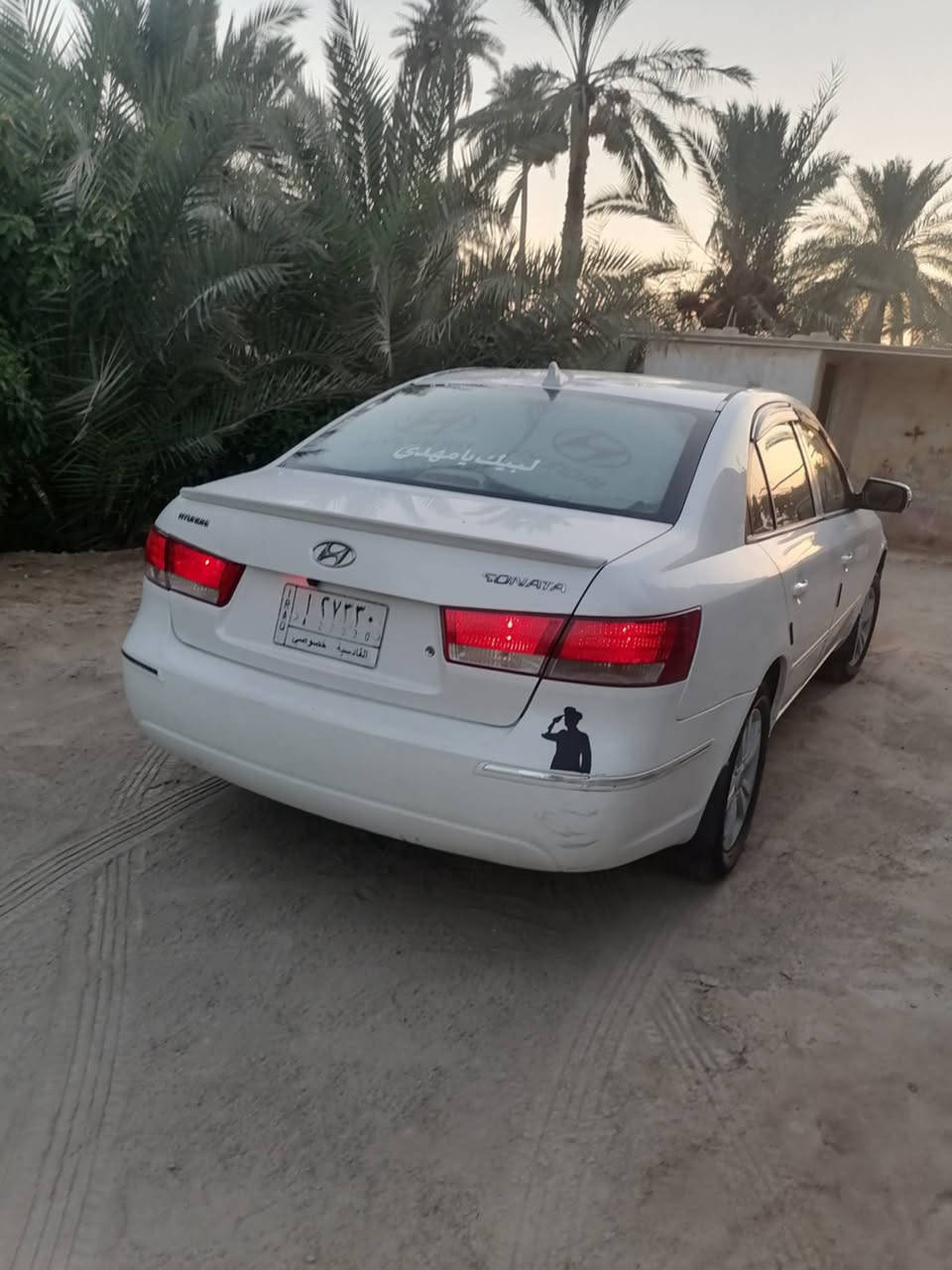 سلام عليكم سوناتا خليجي   مديل 2010  
للبيع  سياره جاهزه من كلشي
محرك نضيف
حداديه جديده
تبريد فول
تخم تاير 
سياره نضيفه 
مكان ديوانيه غماس 
السعر 120 وبي مجال 
      ***********
