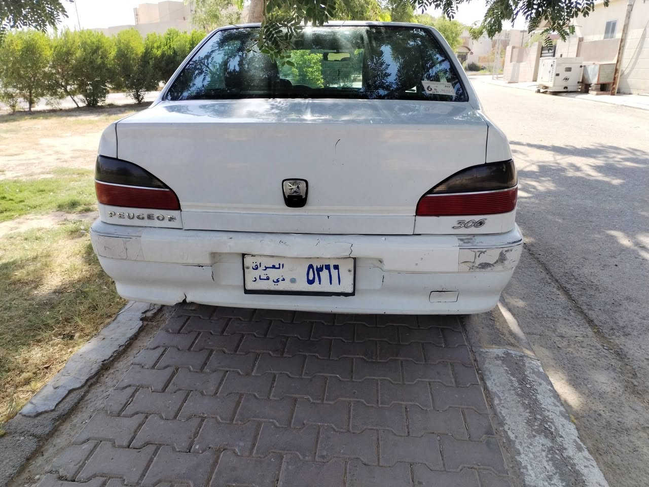 السلام عليكم بيجو للبيع ٣٠٦ موديل ٢٠٠٢ السياره مطلوبة للشركه عندي وكالة عامه من صاحبها الشرعي وشرط الوكالة السياره جاهزه محرك جديد كير جديد صدر ٪80 بالميه السياره تجي تشوفها شوف العين ترايك وين ماتريد تبريد عاطل كهربائيات كلها شغاله السعر 25 ورقه مكاني تكريت القادسية رقم الهاتف *********** رقم السياره ذي قار
