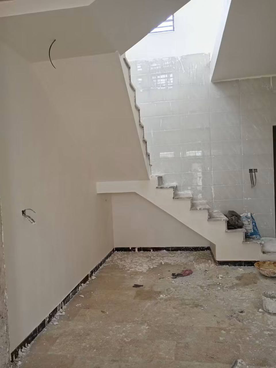 السلام عليكم خلفه متفرغ جص سمنت بورك سقل نثر على متر كباله يوميه رقم الهاتف ‏‪***********‬‏
