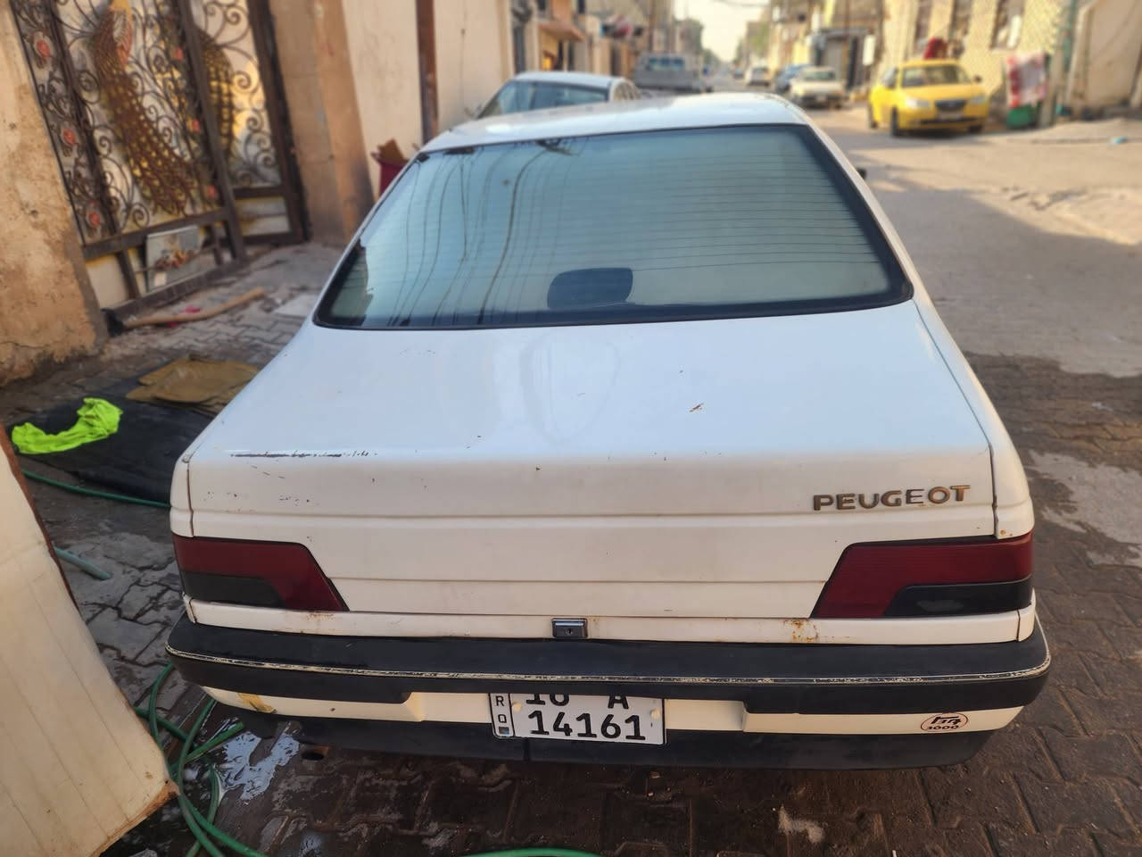 سلام عليكم ٤٠٥ للبيع محرك فرنسي سياره بيها بنيد طاير وباردات بسيطه بدون صبغ وبدون دواخل مكينه وكيير خير من الله حدادايه نص عمر السعر ٣٤ وبيها مجال حق الجيه مكاني نجف لكن شرط المداور وهذا رقمي ***********
