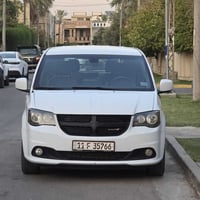 دوج كرفان 2020 GT لون ابيض رقم بغداد بدون ايرباك  محرك 3600  المواصفات...