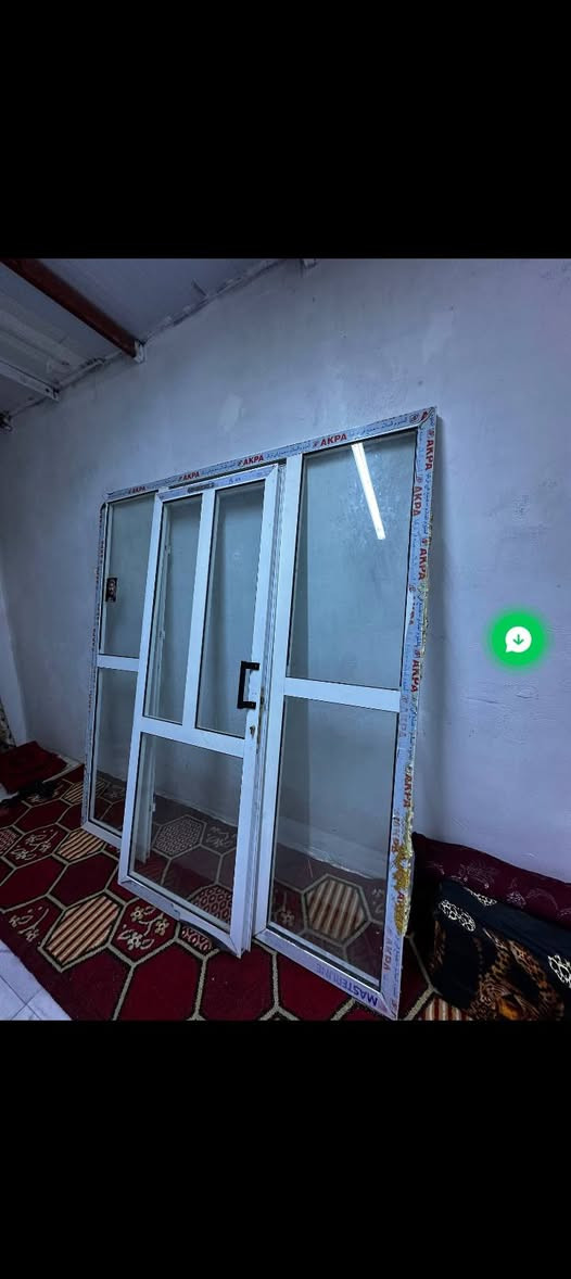 باب المنيوم مترين بمترين تركي ثقيل سعر 450 وبي مجال للشراي ***********
