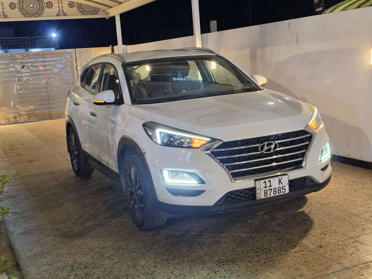 🚘 هيونداي توسان 2020 خليجي  نص فول مواصفات
ماشيه 130 الف كيلو
⭐️السعر 176 ورقه وبيها مجال للشراي
للاستفسار ***********
📍 الموقع: بغداد – الدورة
🔹 رقم بغداد – باسمي مباشرة
🔹 فحص وسنوية جديد هزه جديده 
🔹 سيارة نظيفة فقط طخة بلباب ورصعة بالجاملغ

⚙️ المواصفات:
✔️ محرك 2000 سي سي
✔️ بصمة تشغيل + أبواب
✔️ كشنات أمامية كهرباء
✔️ حساسات أمامية وخلفية
✔️ شاشة كبيرة + كاميرا 360
✔️ شاحن موبايل وايرلس
‏✔️ LED حاجب
✔️ ويل كبير
✔️ قطعتين تبريد
✔️ مراية شفط
✔️ هندبريك يدوي
