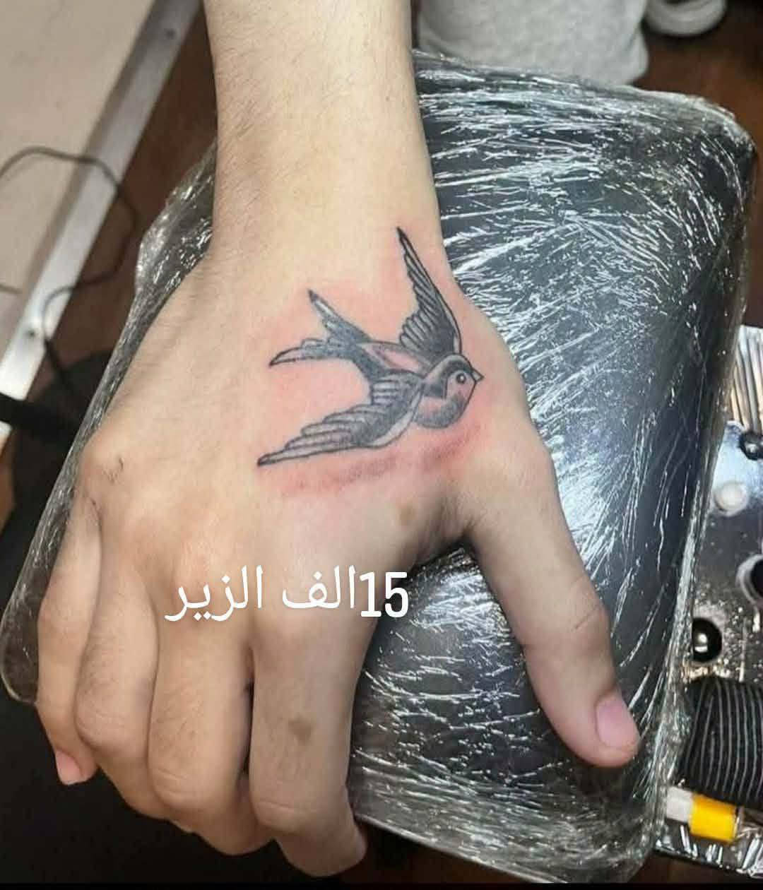 عمل جميع أنواع الوشم والتاتو الاحترافي دورات تعليم 
حجز مسبق *********** وتساب
يوجد خدمة منزلية ...
الوشام منتظر الزير

نص مكتوب في الصور:
- الوشام منتظر الزير لعمل جميع أنواع الوشم والتاتو الاحترافي دورات تعليم الوشم والتاتو ***********
- 35 الف الزير
- 10 الف الزير
- 15 الف الزير
- 30 الف الزير
- 15 الف . الزبير