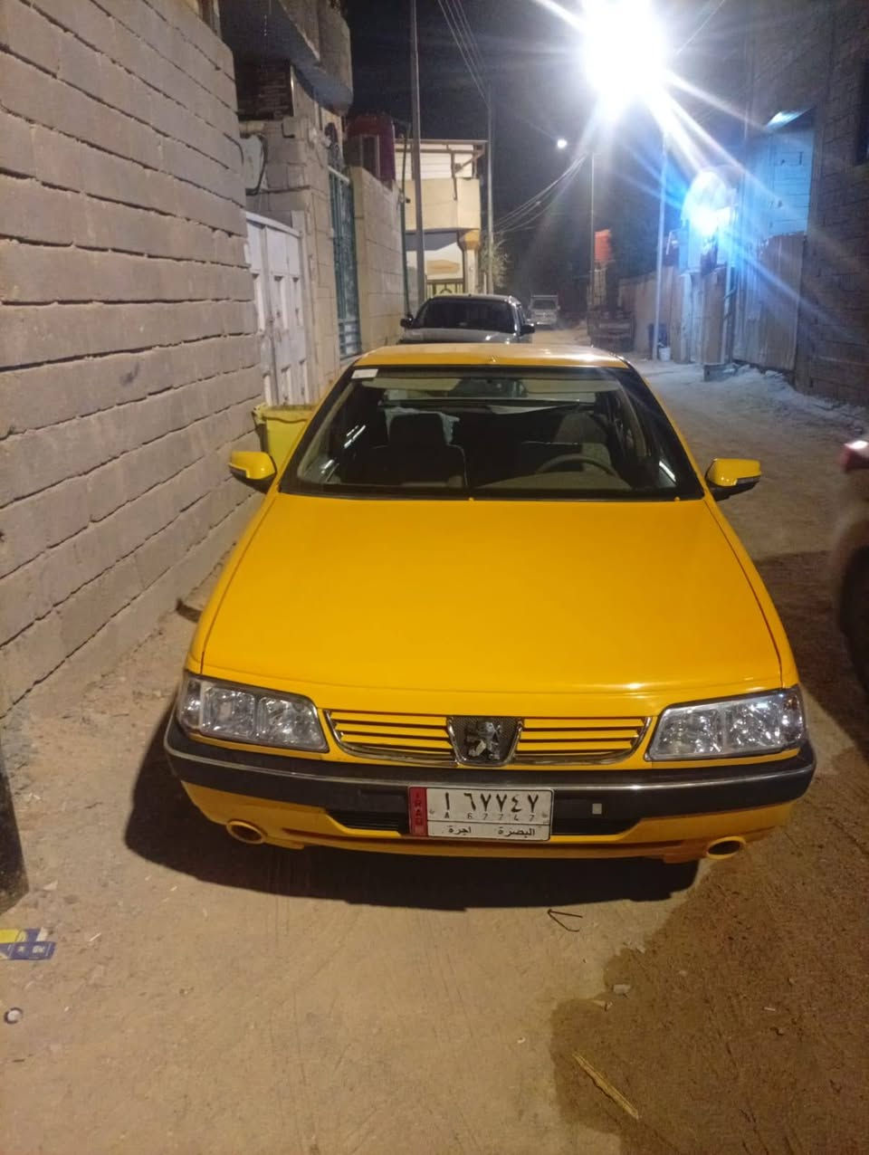 بيجو 405 • ٢٠١٦ • رقم بصره