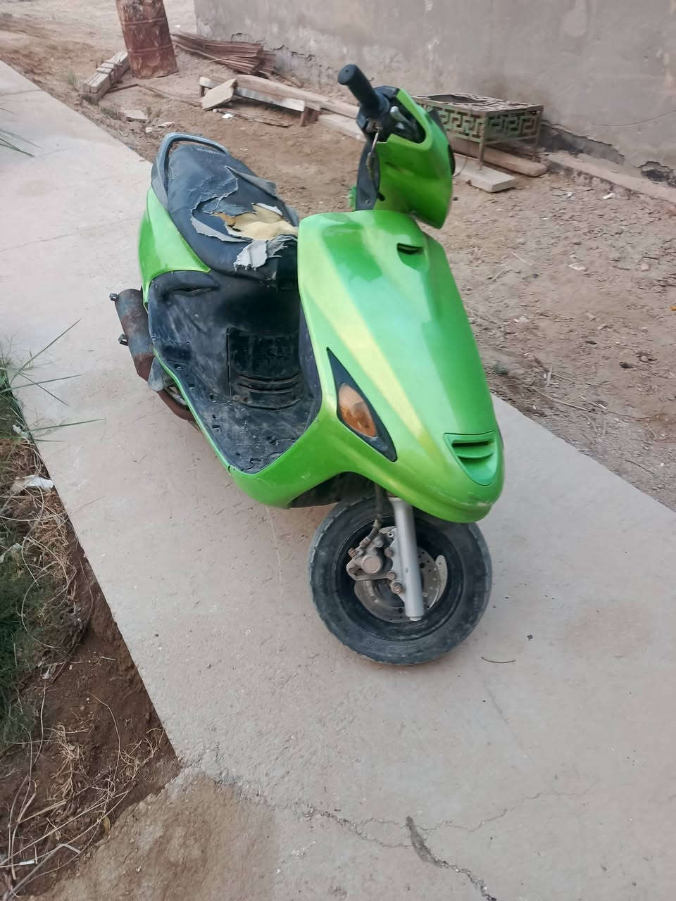 فراشة فحل • كهرباء شغالة • نضيفه