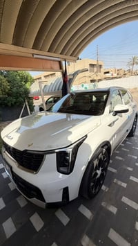 سورنتو ٢٠٢٥ • ماشيه ١٣٠٠٠ • ٧ راكب