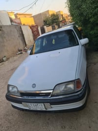 للبيع اوبل اوميكا 1992 رقم بابل تحويل مباشرالسياره كله وضع الشركه  محر...