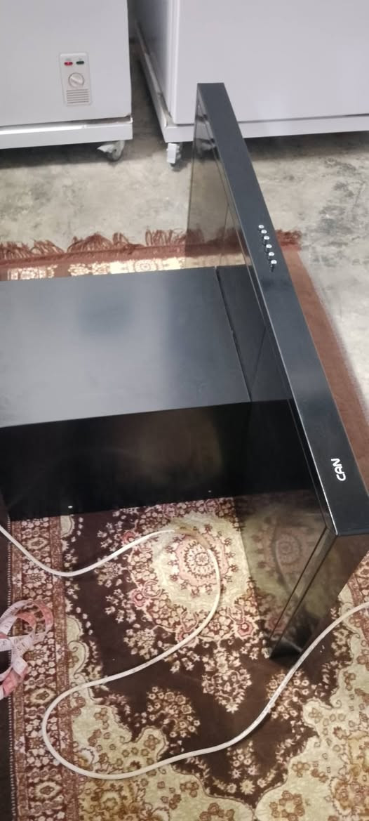 السلام عليكم مكلفه بالنشر ساحبات للبيع نضافه 99بالميه التواصل اتصل ع الرق غير متواجده ع فيس ***********
