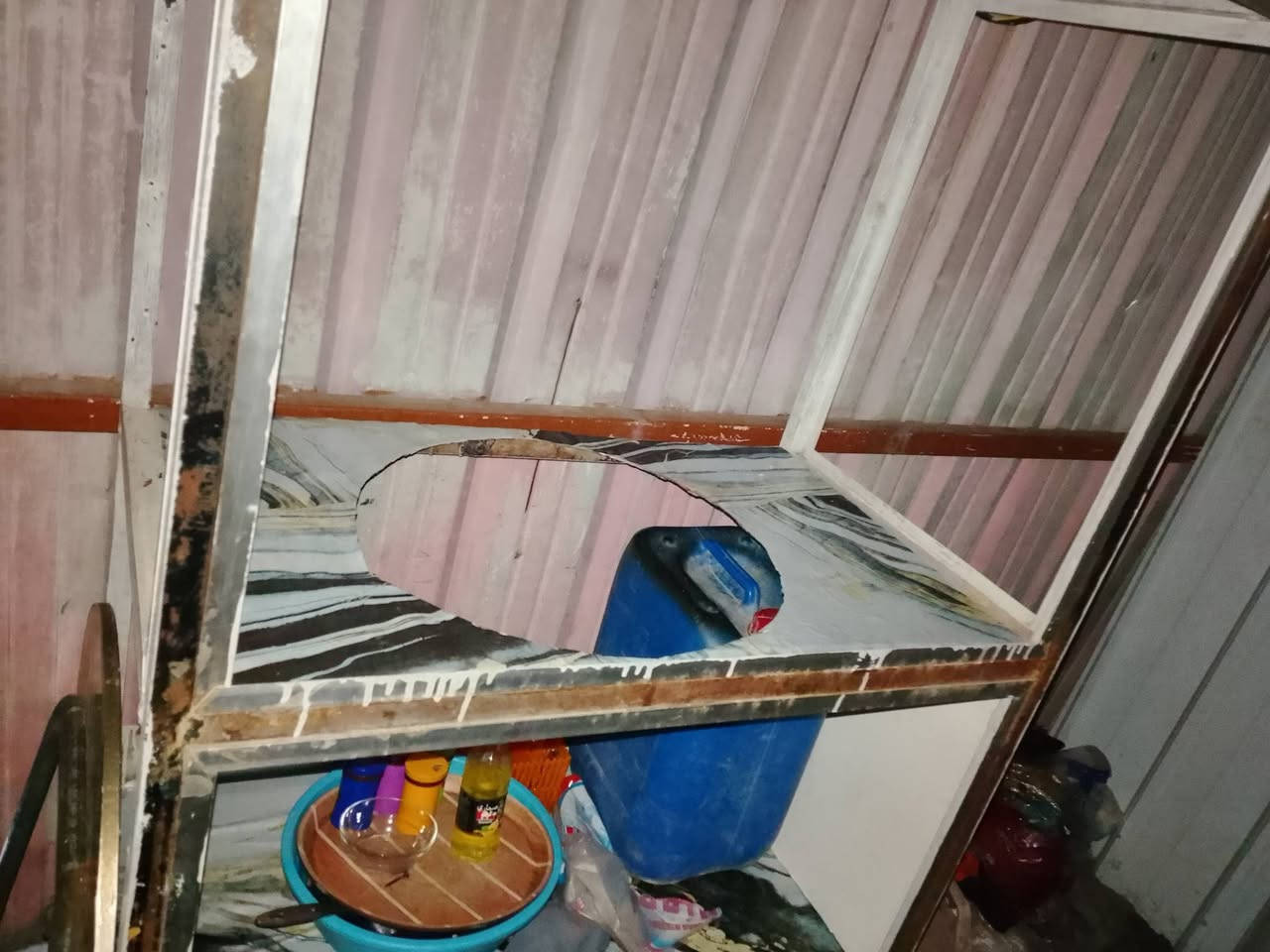 عربانه لبلبي تفصال جدر واحد سعرها 100مكان زعفرانيه للاتصال ***********
