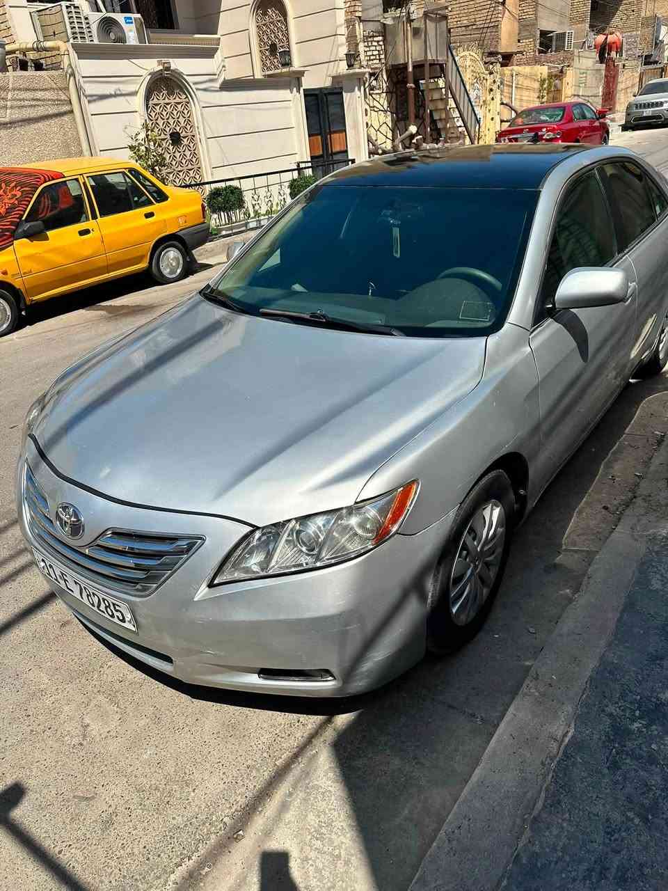 للبيع كامري أمريكي 
موديل 2009
رقم بغداد انكليزي باسمي تحويل ثاني يوم 
محركـ 4 سلنـدر 2400
السياره بيهه ضربات وطخات والسونار موجود بالصور
بيه صبغ البنيد وجاملغ وتكحيلات 
_كاميرا خلفي _ كامره امامية داش كام _ بدون فتحة شاشة اندوريد كير ومكينة بحالة جيدة 
تبريد ثلج _ صدر جديد الأمامي 
السعر 81 وبيها مجال 
هـ  ***********
المكان بغداد_الوزيرية
