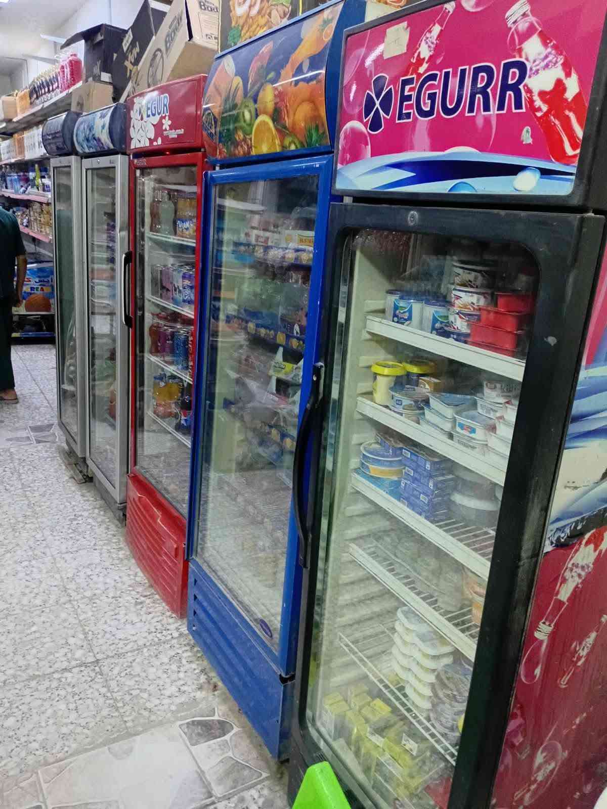 السلام عليكم اسواق للبيع منطقة الاستكشافات ايجارها 300 دخلها خير منه الله يمك مدرسة اتصال على رقم الهاتف ***********
