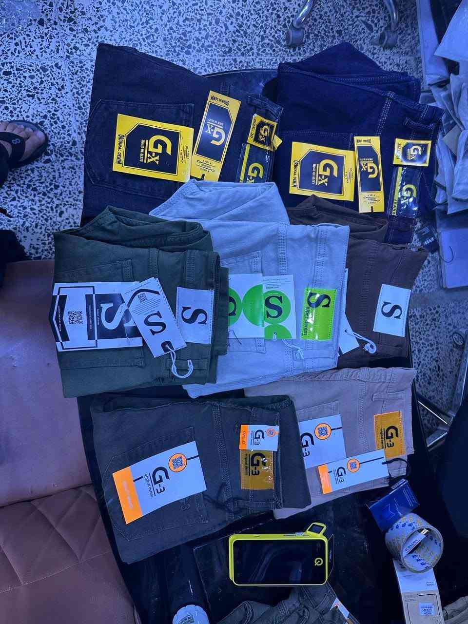 بنطرون بوي شلعه رجالي 700 قطعه ب 5 ألف القطعه *********** بغداد
