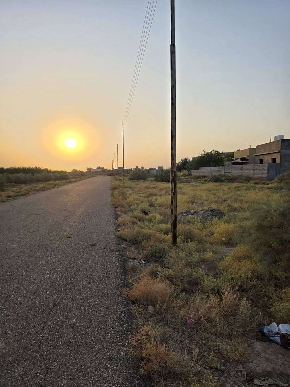 عرب جاري • ٢٠٠م • ماء كهرباء