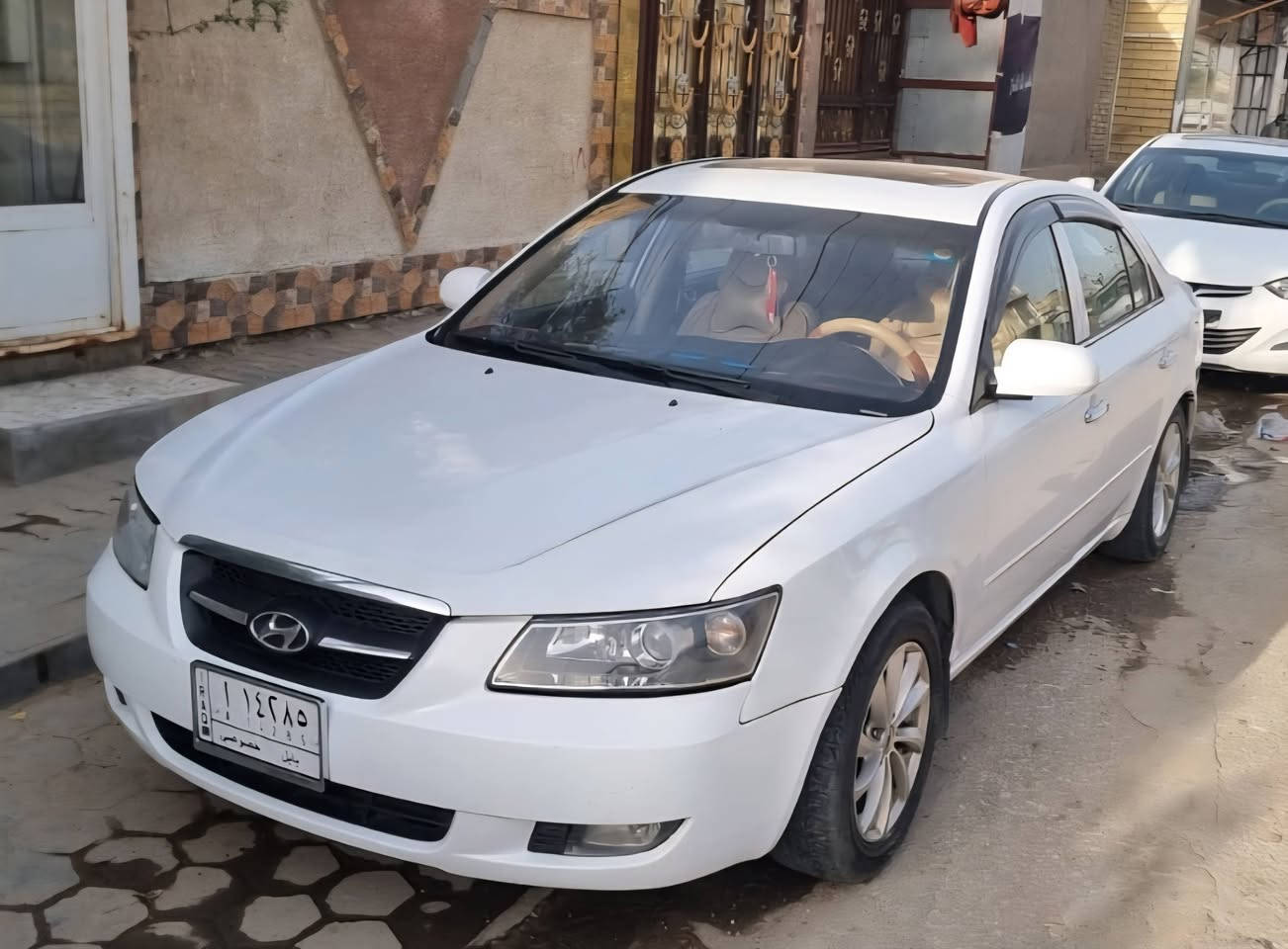سوناته 2006 بيه اربع قطع مصبوغه عام رايده 83 وبيه مجال مكاني نجف ***********

