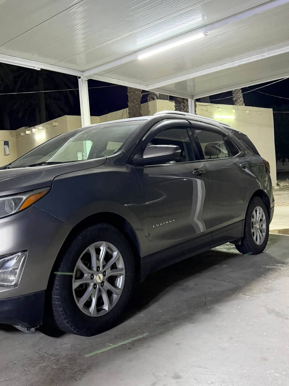 كوينكس ..2018 LT
1500 تيربو 
كير محرّك مكفول 
فول مواصفات 
     *  شاشة وسطية
    * كاميرا خلفية
    * تشغيل بصمة
    * حساسات
    * مثبت سرعة
    * تكييف ممتاز
    *جنطة كهرباء
  *تحكمات كشنات 
  *تدفئة بالكشنات
تخم تايرات.. حدادية 
ضررها امامي وبيها بارد وصبغ قطع وموجود بيها سونار 
السياره حره
 رقمها ميسان تحويل مباشر (سنوية نافذة قبل اشهر)
100$ السعر
***********

