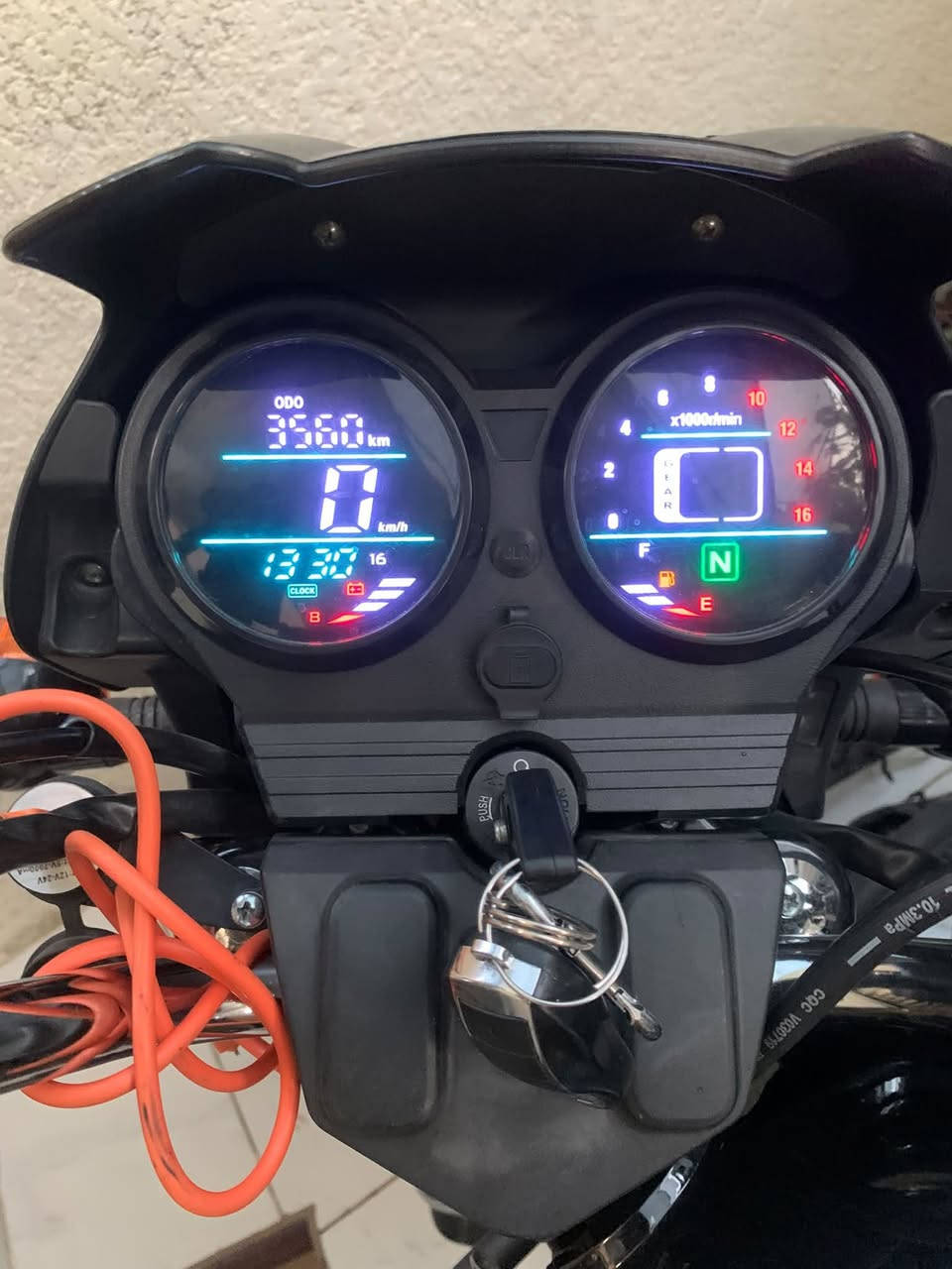 سلام عليكم  دراجه دايوان   كلاسك200cc   بلاديه  بعده ماشيه حاليا  بل3000 استعمال  شخصي اني  عسكري الله شاهد حدي  للدوام  ورجع  رقم‭            ***********‬
