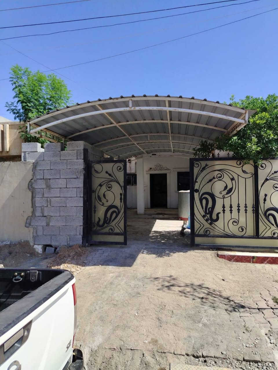 للبيع وبسعر مناسب
مظلة (قمرية)  مقوس مال گراج سياره عرض ٤ أمتار وطول ٦ أمتار نظافة ٩٩ ٪ لون ابيض تفصال صار سنة اونص المظلة  جاهزة وكاملة بس تحول
القياس 4x6
الموقع القادسية الثانية
السعر ((450الف وبيها مجال))
للتواصل والاستفسار
هاتف  الاول/***********
الهاتف الثاني/***********
