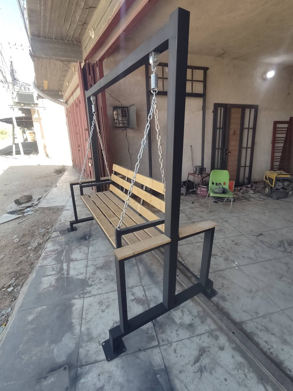 السلام عليكم للبيع شغل أيدي حديد ثقيل كله مليمين باجات أربعه ملم العرض 216 الرتفاع 214السنسله 8ملم البوربرين درجه أوله الحديد 3في3 الصبغ زنجاري ولون المكان كربلاء حي العباس السعر 270 التصال ***********

