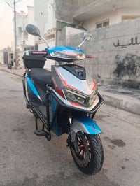 شبح يوسكيز • موديل ٢٠٢٦ • ٦بطاريات