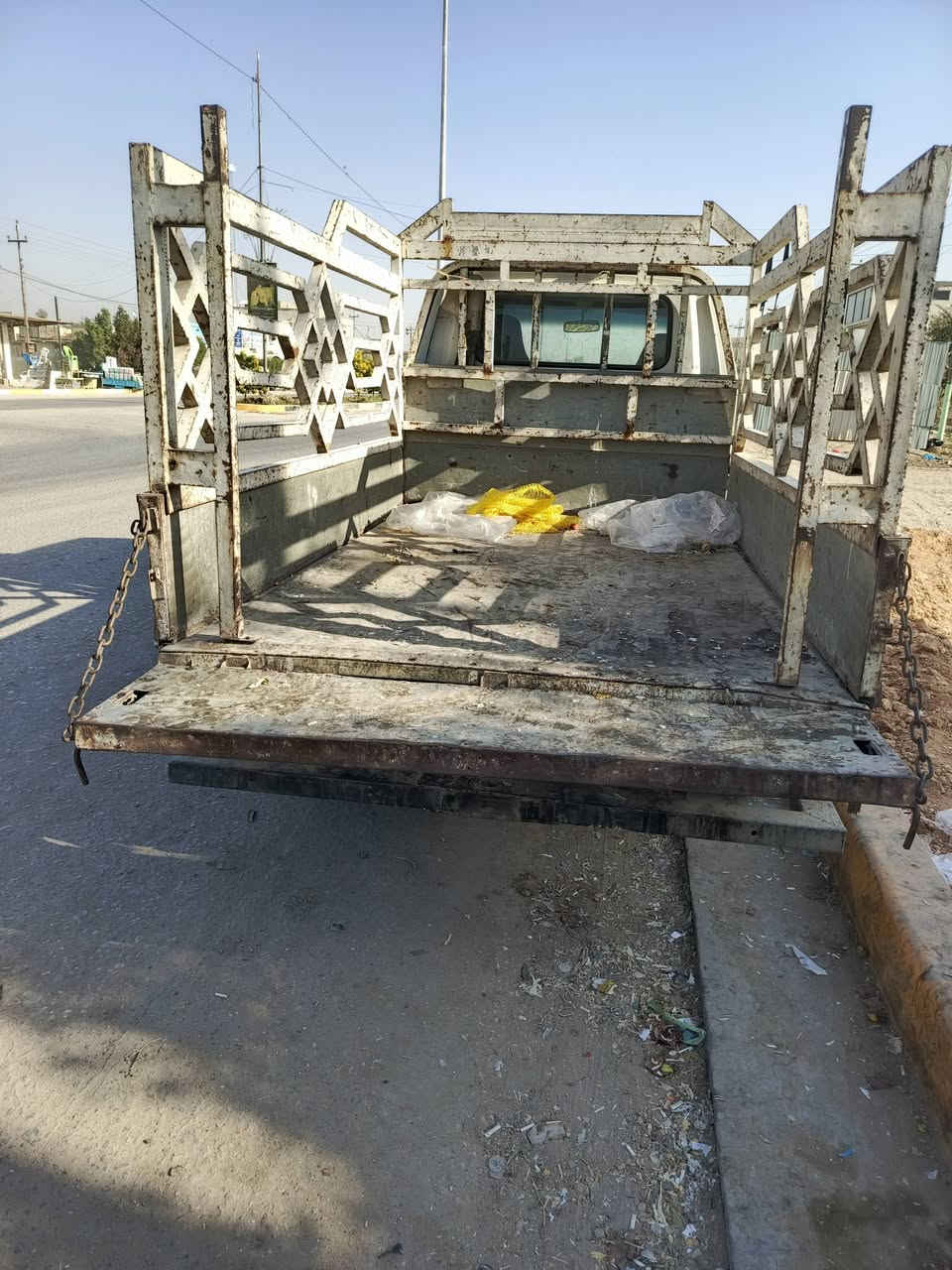 السلام عليكم كيه حمل للبيع موديل 95 رقم بابل كير جديد ومكينه مقفوله اكسل جديد تخم تاير جديد  

السعر 37وبيها مجال للاستفسار اتصل /*********** واتساب موجود

