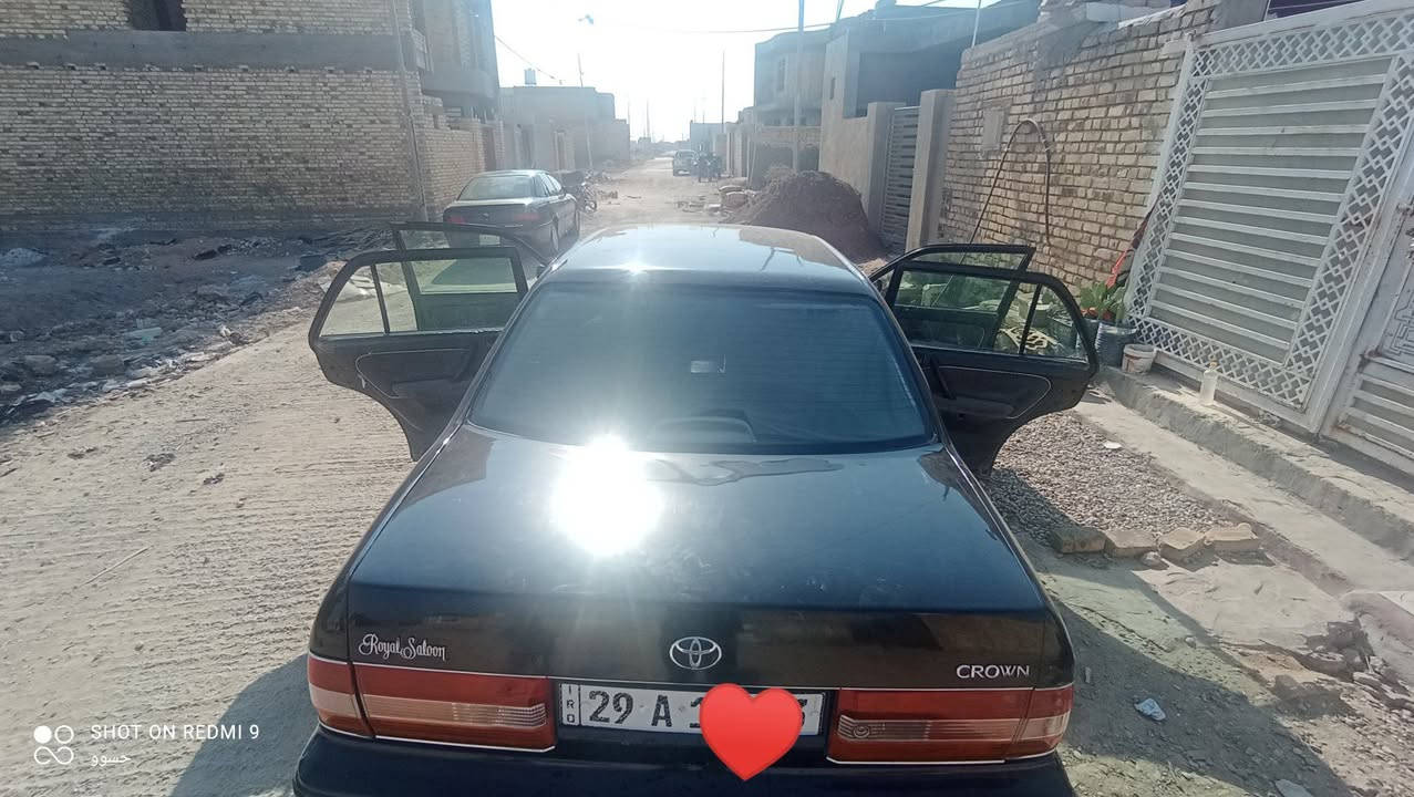 السلام عليكم سياره للبيع راس الثور تكم مديل 1996 رقمها واسط انكليزي السنويه حداديه 
جديدة الصدر الكداد كله جديد اليارة مهزوزه بل رقم ولابرقم راخي العربانه الخلفيه كلها جديدة 
تبريد شغال غرفة جديدة هي والكاعيات دوشمه 
كامله لايوجد شيء نقص كاملة ولايوجد شيء
مايشتغل السيارة مكفوله من الكصات والعيب الشرعي السعر خاص ***********
انداورلك ثاني يوم 👥
