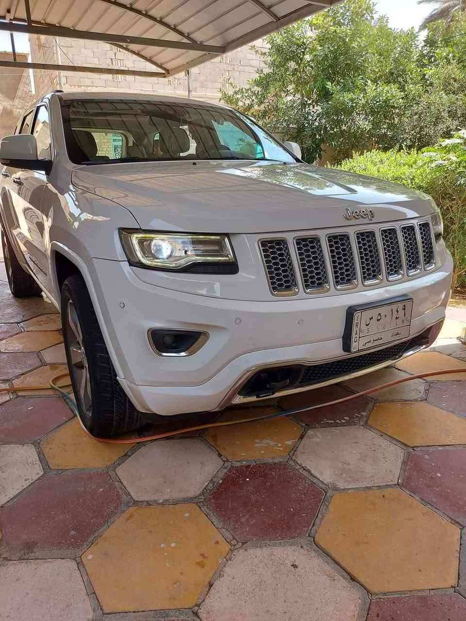 📌/اشتغل  بوليش سيارات
 اعطاء طلاء السياره لمعه جذابه ومظهر براق #مميز
غسل سياره قبل بوليش وبعده بوليش 
 جلي مازدات الاماميه ولخلفيه و بوليش جام السياره  .  شغل درجه اولئ وافضل مواد بوليش الاماني.  كل هذا. فقط 60 الف بوليش للسيارات ناصيه. وسيارات عاليه سعر بوليش يختلف 
وسيارت مصبوغه جديد سعر يختلف 
📌/صبغ سواد السياره بالصبغ حراري .  كلشي عليه.  35 الف 
📌صبغ وياله السياره مع لفلنجات.    30 الف 
جلي مازدات    10الف  
***********
📌 صور. من انجاز. عملي بعده بوليش.   
مكاني المسيب حي المصطفئ اشتغل بيتي👇👇👇
