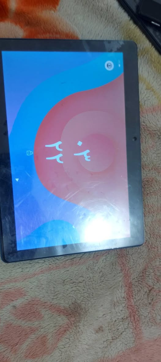تابات اوربي امزون مامستخدمات شاشة كبيرة حجم ١٠ ذاكرة ٦٤  كيكا رام ٤ كيكا يستقبل دبل سيم كارت ورام كامرة أمامية وكامرة خلفية يدعم اللغة العربية ب ٧٥ الف للتاب الواحد 
كوت الكفاءات بستان الجلبي *********** دهل اوران, واسط
