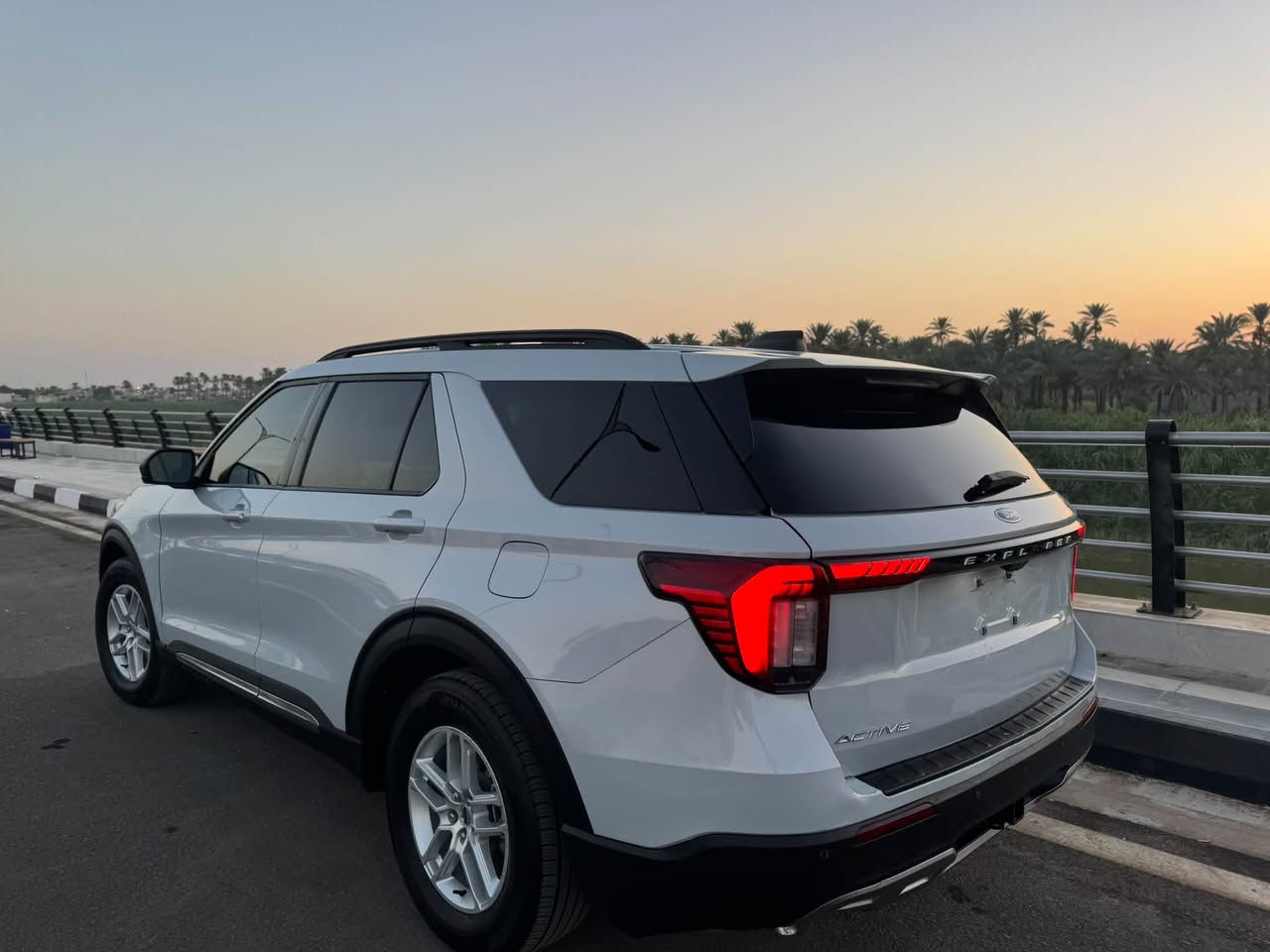 🚘 للبيع فقط | بدون مراوس
🔥 فورد إكسبلورر 2025 – الشكل الجديد 🔥
🇺🇸 وارد أمريكي
🎨 اللون: سموك الجديد
⚙️ محرك 4 سلندر 2.3 توربو
⭐ المواصفات: Active
🪑 داخلية جلد بيجي كشنات vip ٧ راكب

✅ بدون صبغ بدون تبديل
✅ بدون إيرباك
✅ بجم خلفي كبس
✅ فقط  باردة بسيطة بالصندوق
✅ ماشي فقط 4 ميل — يعني **زيرو **
🔢 رقم كاتي، يترقم شمالي

📍 المكان: ديالى – خانقين
📋 رقم الشاصي مرفق بالصور

📞 ************* **
تحياتي 🌹
