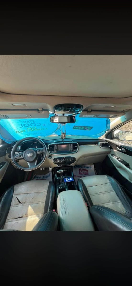 سورنتو 16 خليجي مواصفات كويتي فول للاخير تبريد 3 قطع بانوراما بصمات حساسات 360 كشنات تدفئة وتبريد كراسي جلد كهرباء 7 راكب منفصل محرك وكير مكفول السياره ماشيه 145  كيلو علا وضع الوكاله بيها بارد بالصور موضح بخشم البنيد والباقي مكفول من الشخط السياره بوضع الوكاله تايرات جدد صدر جديد باتري  جديد 
مري شفط لايت زنون زراك لايت ويل كب كروم عدد 5
كتلوكات الشركه كلها بيها
السياره دشبولها مفطر والبانوراما تشكل متنفتح 
محرك جديد كفاله صدر جديد تايرات اصلي جديد باتري بعده بالضمان تبريد بنكة راديترات كلها منضومه جديده مي اصلي بيها ادامه كامله مابيها اي نقص

سعرها 190 بيها مجال قليل مكانها بغداد شرطة الخامسه
***********
