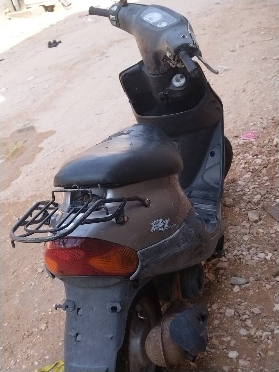 بيجي حاويههه دراجه على وضع لبلاد تجفيت كصه قبل سبوع  دراجه ع شرطط سعر 325 مكاني سماوه
***********
