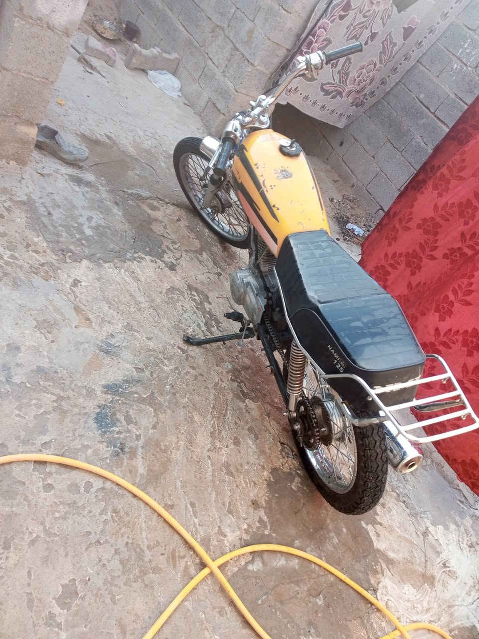سلام عليكم دراجه البيع شغاله محرك نضيف 250وبيهه مجال حك الجيه ***********

