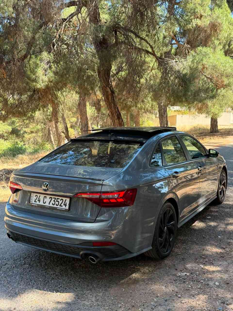 فولكس فاكن جيتا موديل 2023 Vw jeeta Gli  otoban
فوووول مواصفات ( فقط كير عادي )
محرك 2000 توربو طياره

سعر بلاش 153 $ ومجال بسيط
*********** وتساب 

***********

حادث السياره كلش بسيط 
فقط نص جاملغ امامي + باب كلير
بجم كبس ايرباكات سليمة 

رقم سنويه هزة فحص جديد
باسمي تحويل وكاله نفس اليوم

ماشيه 37 الف فقط
محرك 2000 توربو طيارة ✈️🚀
وضع شركة برغي ممفتوح بي

مواصفات السياره .. بانوراما ….. سقف اسود بلاد … اشاير بل مري ….بصمة تشغيل .. بمصة ابواب .. كشنات هيتر + تبريد .. شاحن وايرليس .. عداد الكتروني + تغير ثيمات كيج .. شاشة جبيرة كاميرا دوارة .. كشنات جلد .. كشنات حظن .. كشنات كهرباء ….كشن السائق خزن ٣ وضعيات…..  كشنات امامي تدفئة و تبريد …دواخل ليد متغير بلاد .. رادار امامي رادار جانبي رادار خلفي .. هندبريك بصمة .. مودات قياده .. لايتات ليد .. بك لايتات ليد …. ‎نظام الصوت Beats…. دهوك, العراق
