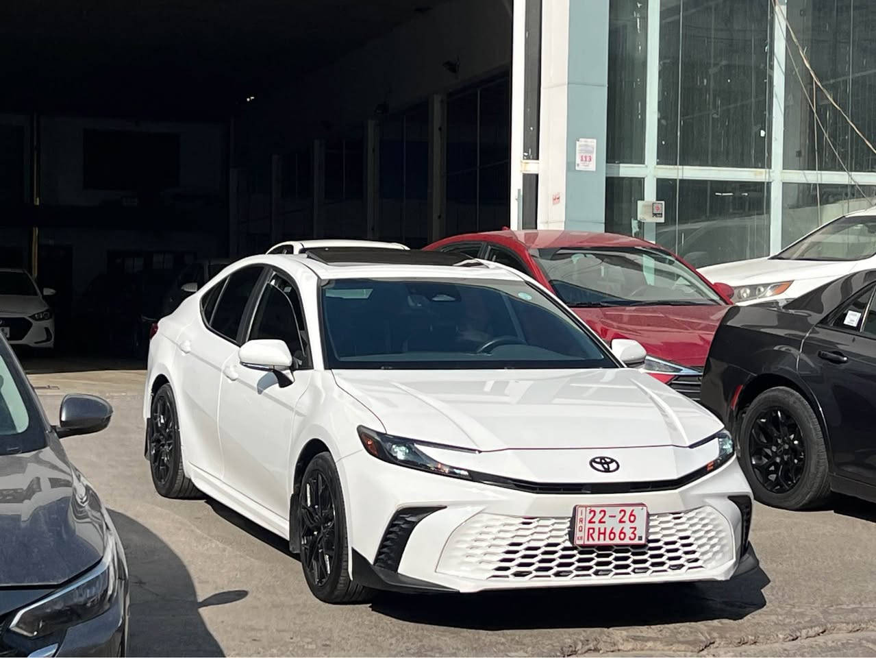 TOYOTA CAMRY 2025 SE PLAS 🤍
تيوتا كامري ٢٠٢٥ اس ي پلس 
سعر 🔥 235$ ورقه و بها مجال قليل 
مواصفات 
شاشه كبير 
شاشه الكتروني 
بصمه  
بابين بصمه 
رادار 
حساس 
لايت LED زينون 
ويل كب كروم 
شغال 
تحكم ستيرن 
تحديد سرعه 
و بعد مواصفات هوايه 
ضرر : خفيف جملغ و بابين صبغ بدون دواخل بدون ارباك  سياره بجم كبس سياره شرط ترقيم شمالي 
مكان سياره اربيل شارع ١٠٠ م 
رقم موبايل ☎️ *********** 
واتساب ⬅️ *********** اكر, نينوى
