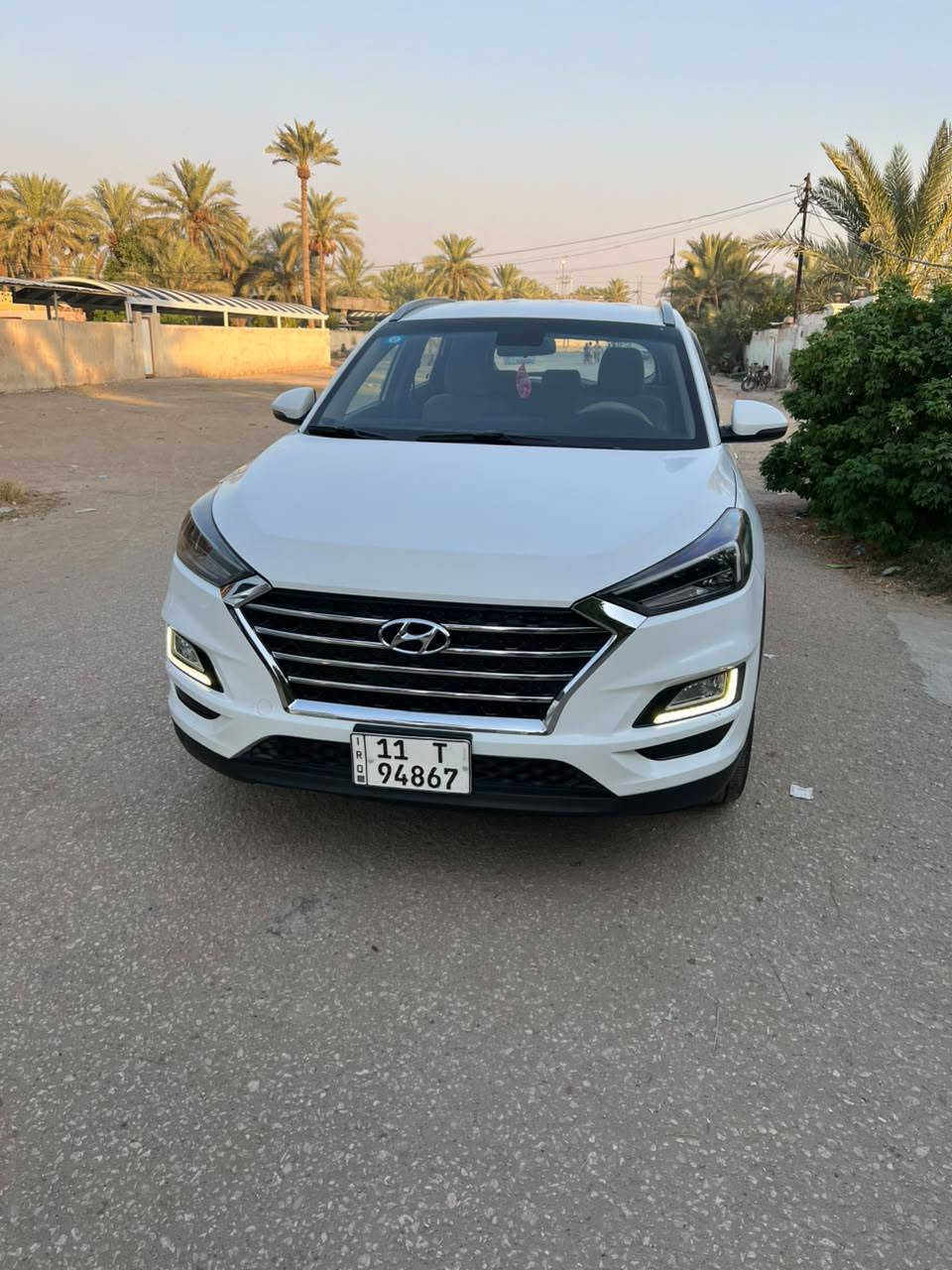 توسان خليجي موديل 2020
شركه الكاصد داخل كاربون فايبر 
بيها بارد قليل بالجنطه 
الباقي مكفوله 
رقم بغداد الدولي الجديد وسنويه باسمي 
السعر 180 وبيها مجال 
العنوان بابل الحمزه الغربي 
***********
