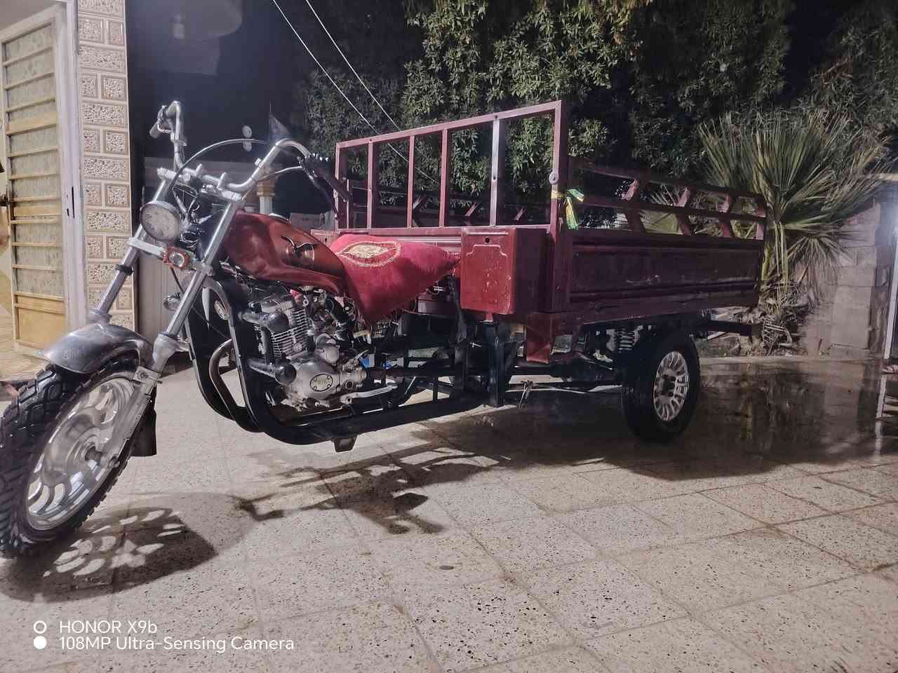 سلام عليكم ستوته للبيع مكاني واسط عزيزيه أوراق اصولي جازه محرك جديدي وتايرات جدد ما نقصه شي سعر 900 وبيه مجال ***********
