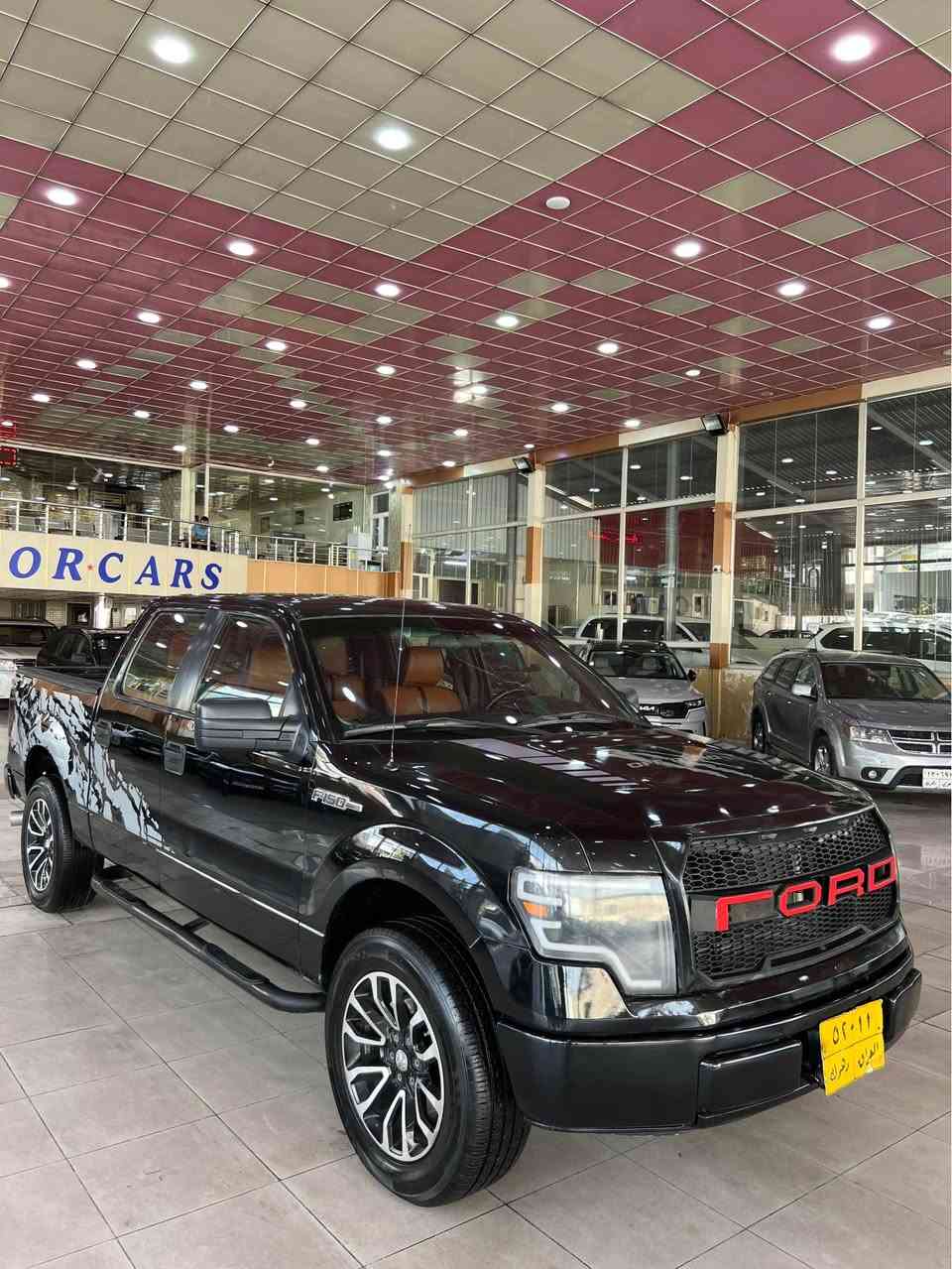 ‏موديل 2011
‏صبخ 2 قطعه بدون دواخل شرط 
سعر135$
‏غرامة 11$ورقة ينزل من السعر 
‏ محرك 6￼ سلندر 
‏محرك كير شرط 
‏تحويل وكالة شرط 
‏شاصي قصير مرغوب ￼
‏عنوان دهوك 
***********￼واتساب
￼￼￼￼￼￼￼￼￼￼ دهوك, العراق
