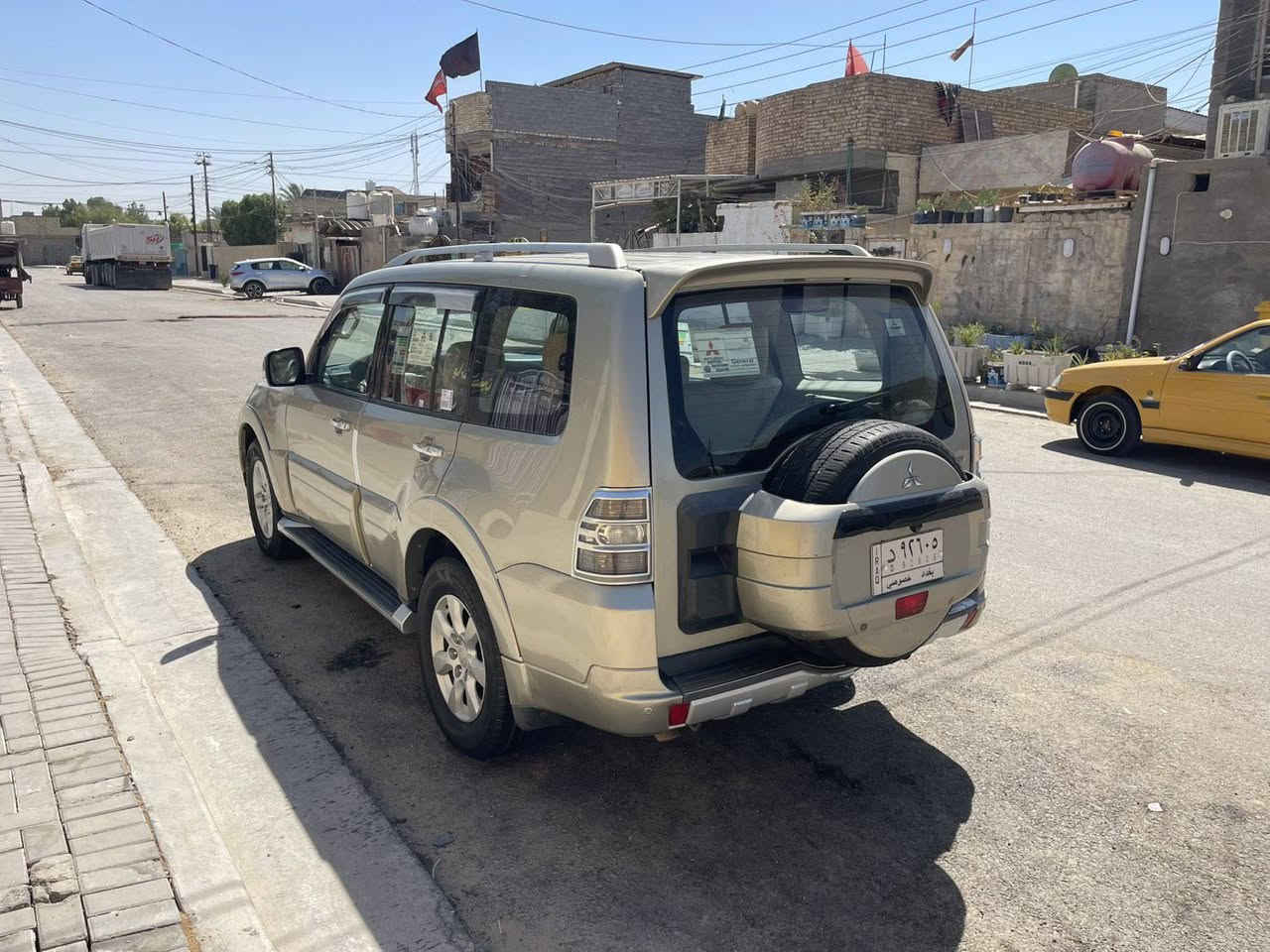 السلام عليكم باجيرو حبتور 2010 مكينه 3500 المرغوبه كير ومكينه لاصرف ولا بخار صدر تايرات تبريد كله جديد حبتور فول مواصفات 1/1 فتحه دمامات كشن جلد كشن كهرباء 7 راكب 3 قطع تبريد حساسات مري شفط تحكمات 3 جهات حاكيه السياره بيها صبغ 4 قطع اثر جراد بدون حادث ولا دواخل صور سونار بل منشورجاهزه من كلشي مكانها بغداد السعر 103 وبيها مجال ***********

