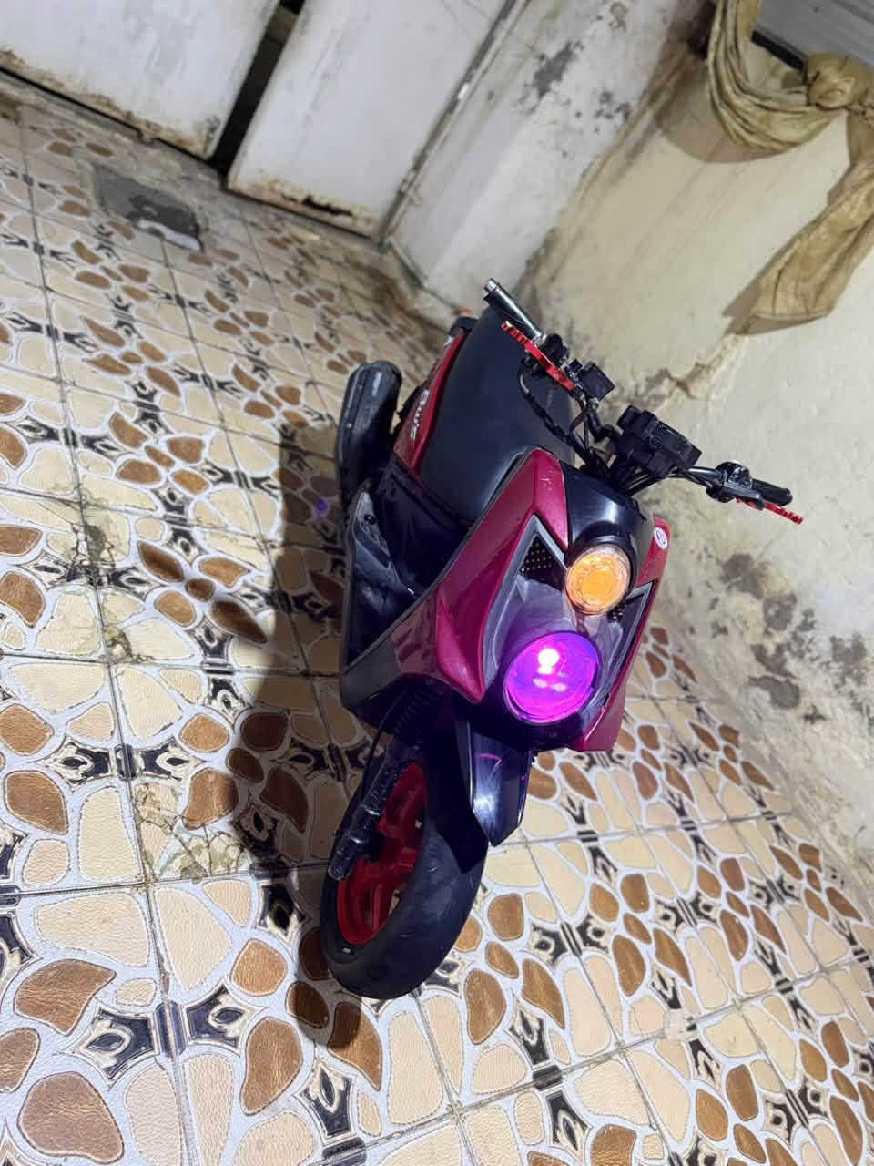سلام عليكم سكنس جبلي     ما مفتوح  سعر مليون 100 بيه مجال بصيط مكاني الناصريه الرقم ***********  واتساب
