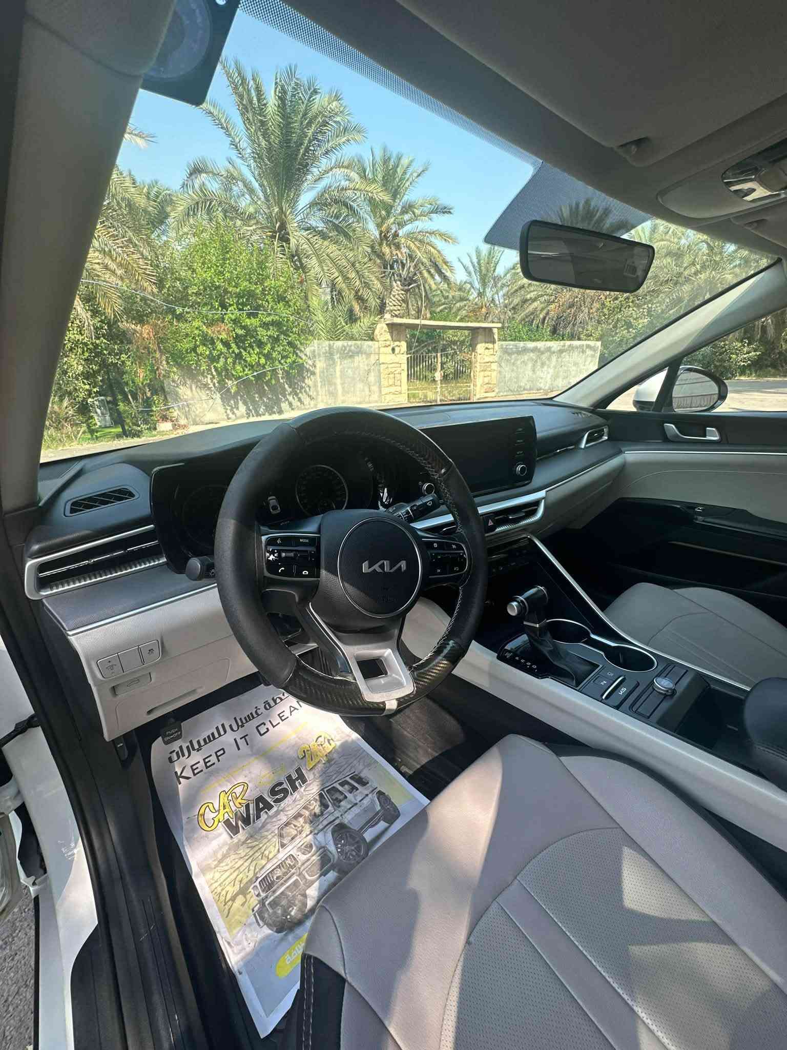 🚨 للبيع | Kia K5 2023 خليجي 🚨

🔥 كيا K5 موديل 2023
مواصفات خليجية
🔧 مكينة 2.0 لتر | 4 سلندر
⚙️ أوتوماتيك
📍 ضمان شركة الدولية
🛣️ ماشية 45,000 كم فقط
🔢 رقم بغداد

✨ أبرز المواصفات:
• محرك 2.0 لتر بقوة 152 حصان
• عزم 192 نيوتن.م
• قير أوتوماتيك 6 سرعات
• دفع أمامي FWD
• شاشة ومواصفات ترفيهية حديثة
• Apple CarPlay
• كاميرا خلفية
• حساسات ركن
• مثبت سرعة
• أنظمة أمان متعددة
• إضاءة LED
• مقاعد جلد
• فتحة سقف بانوراما
• تشغيل بصمة وتشغيل زر
• مواصفات خليجية مميزة

🟢 حالة السيارة:
السيارة نظيفة جداً وبحالة ممتازة، وبيها فقط ملاحظات بسيطة:

▪️ صبغ في بداية البنيد
▪️ بارد بسيط في الجاملغ الخلفي
▪️ غير ذلك السيارة جاهزة للفحص والبيع.

💰 السعر: 180 ورقة فقط

📍 مكان السيارة: بغداد – سبع أبكار

📞 للتواصل:
***********

⚡️ السيارة تستاهل الفحص، والفحص على المشتري.
