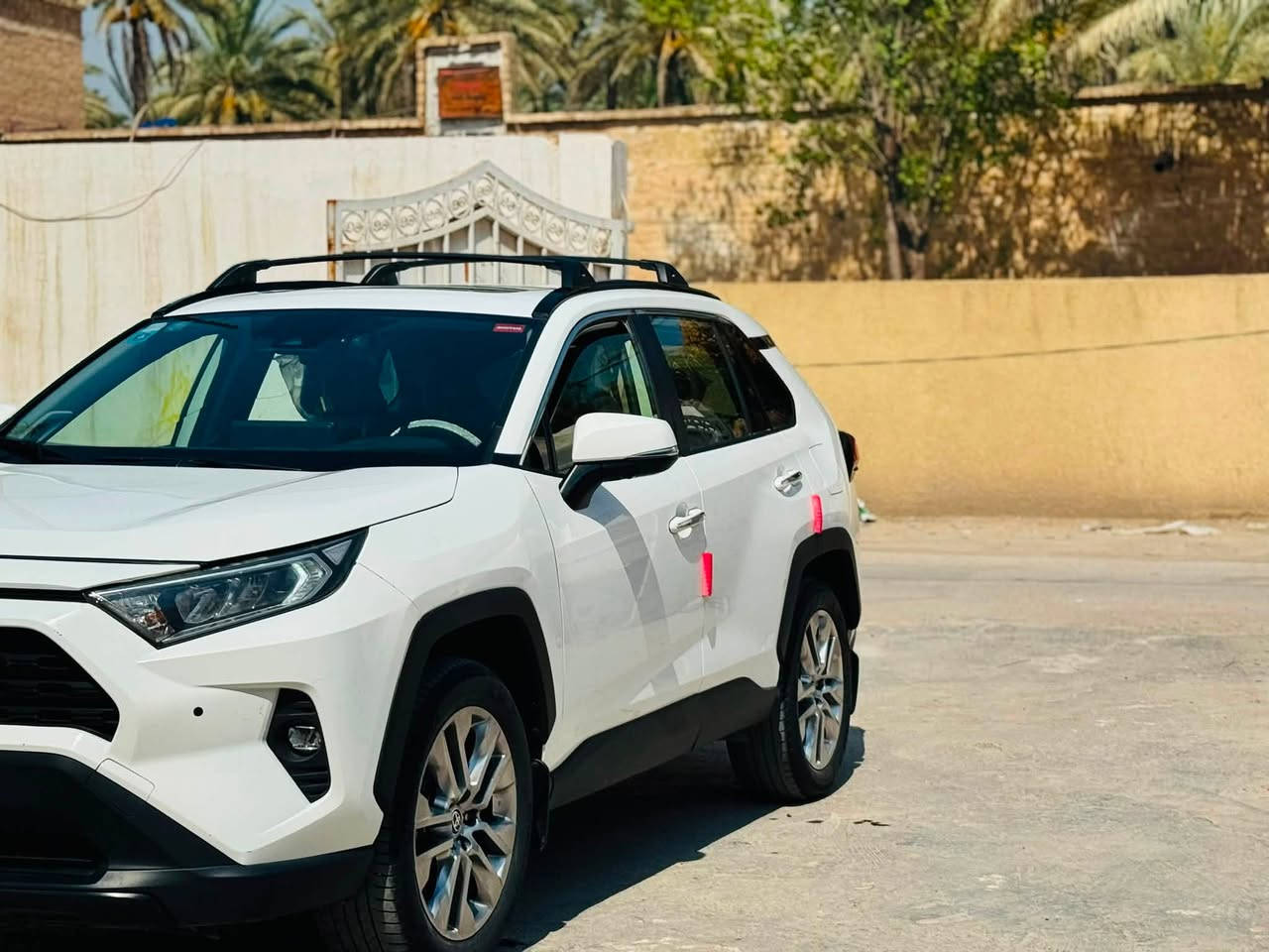 السلام عليكم 

تيوتا RAV4موديل 2023 بأسمي رقم بغداد بيها صبغ ربع باب الصدر فول مواصفات الاستفسار ***********
***********
