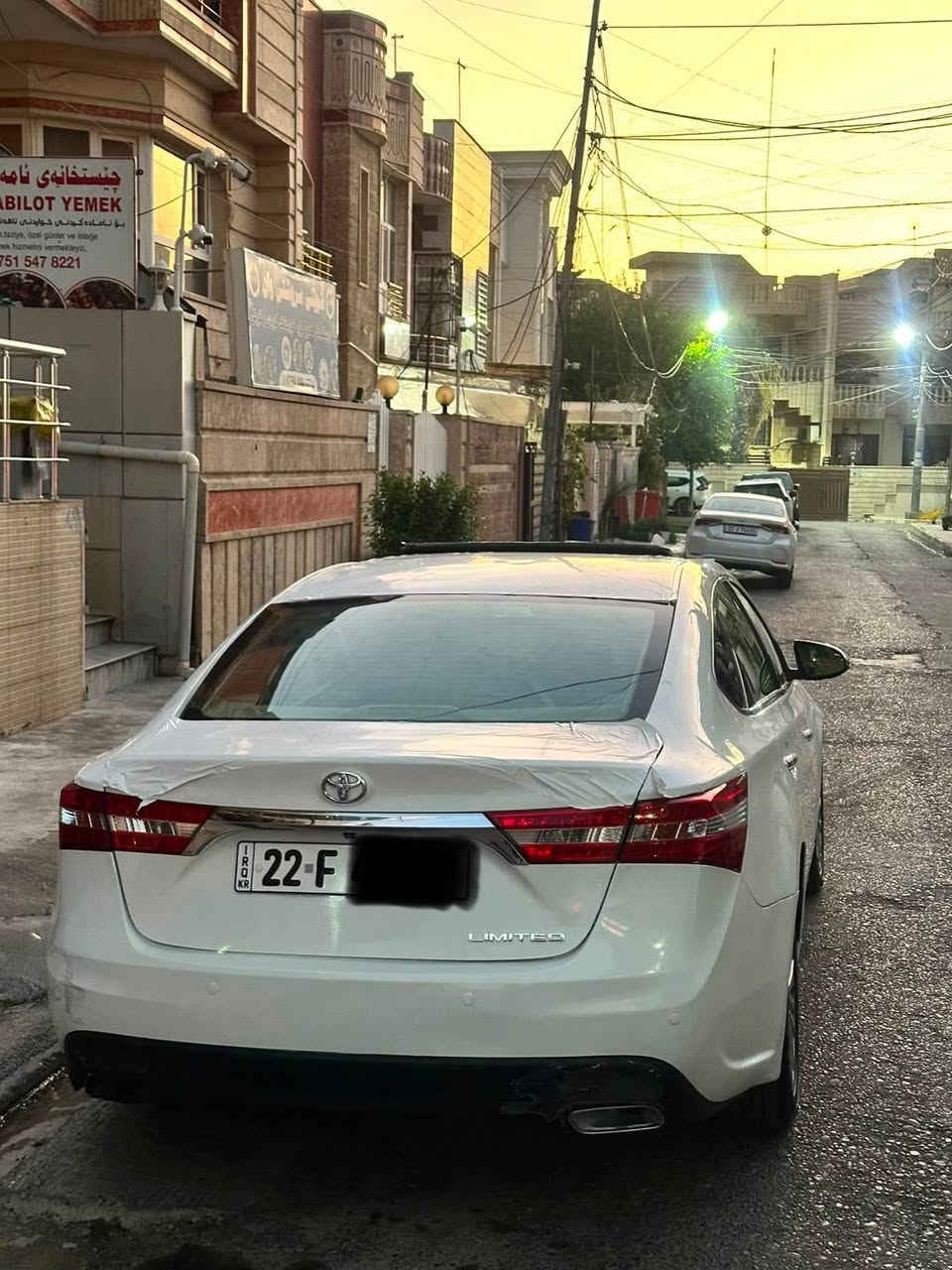 Toyota Avalon 2013 (خه ليجى)
موديل: 2013 (خه ليجى)
مواسه فات: ليمت (قهيات مواسه فات)
تايبه تمه ندييه كان:
• سلايد
• كوشنى جلّد
• كوشنى سارد وكه رم

• ناوزه رد
• حاسهى ييّش و دوا راداري بيشه وا
دوخى سه ياره:
• صبغ عام
• كيّر و مه كينه به شهرت، هه ركيز نه كراونهته وه
• رهقهم وسهنه وى تازه
•***********
٥ نرخ:137
• شويّن:هولير أربيل, العراق
