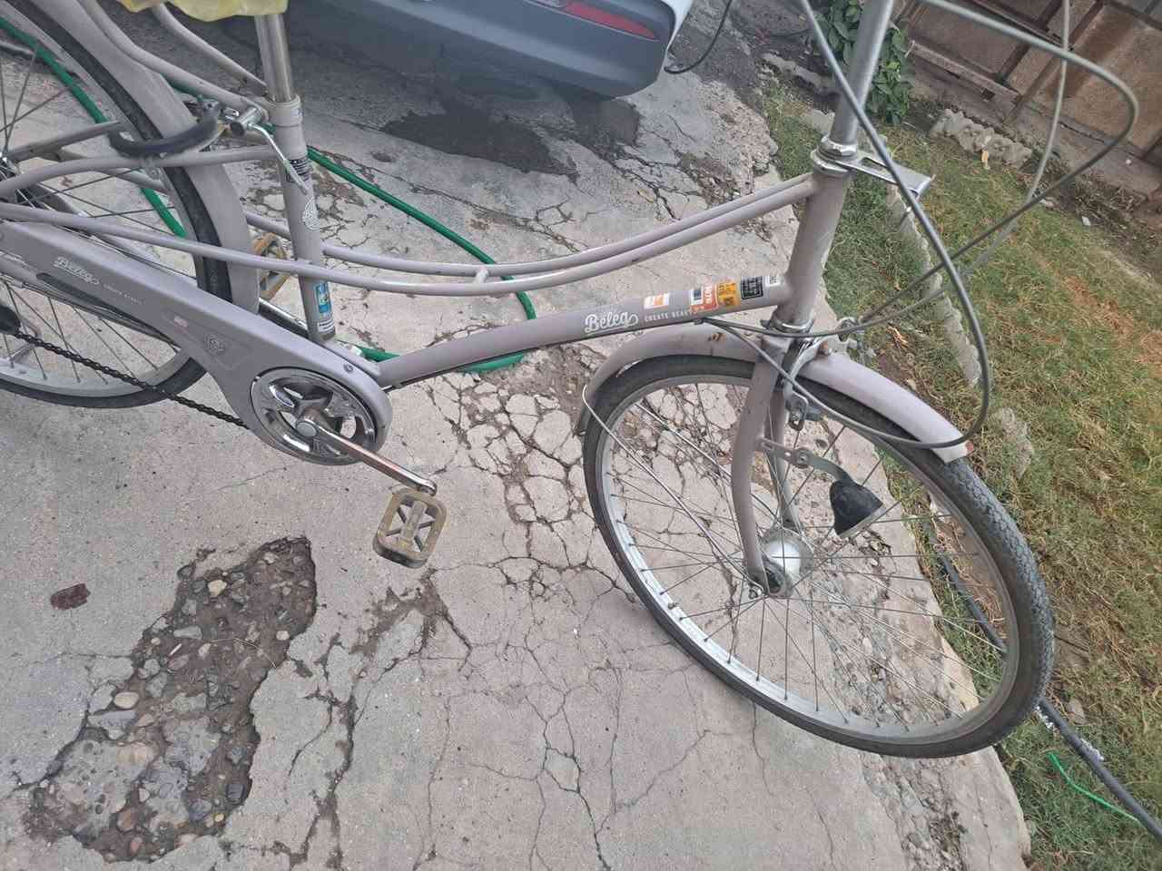 السلام علیکم شباب بساكيل للبيع بساكيل نضيف مستعجلة على بيعته سعر ١٢٠ وبي مجال العنوان الدوره ***********
